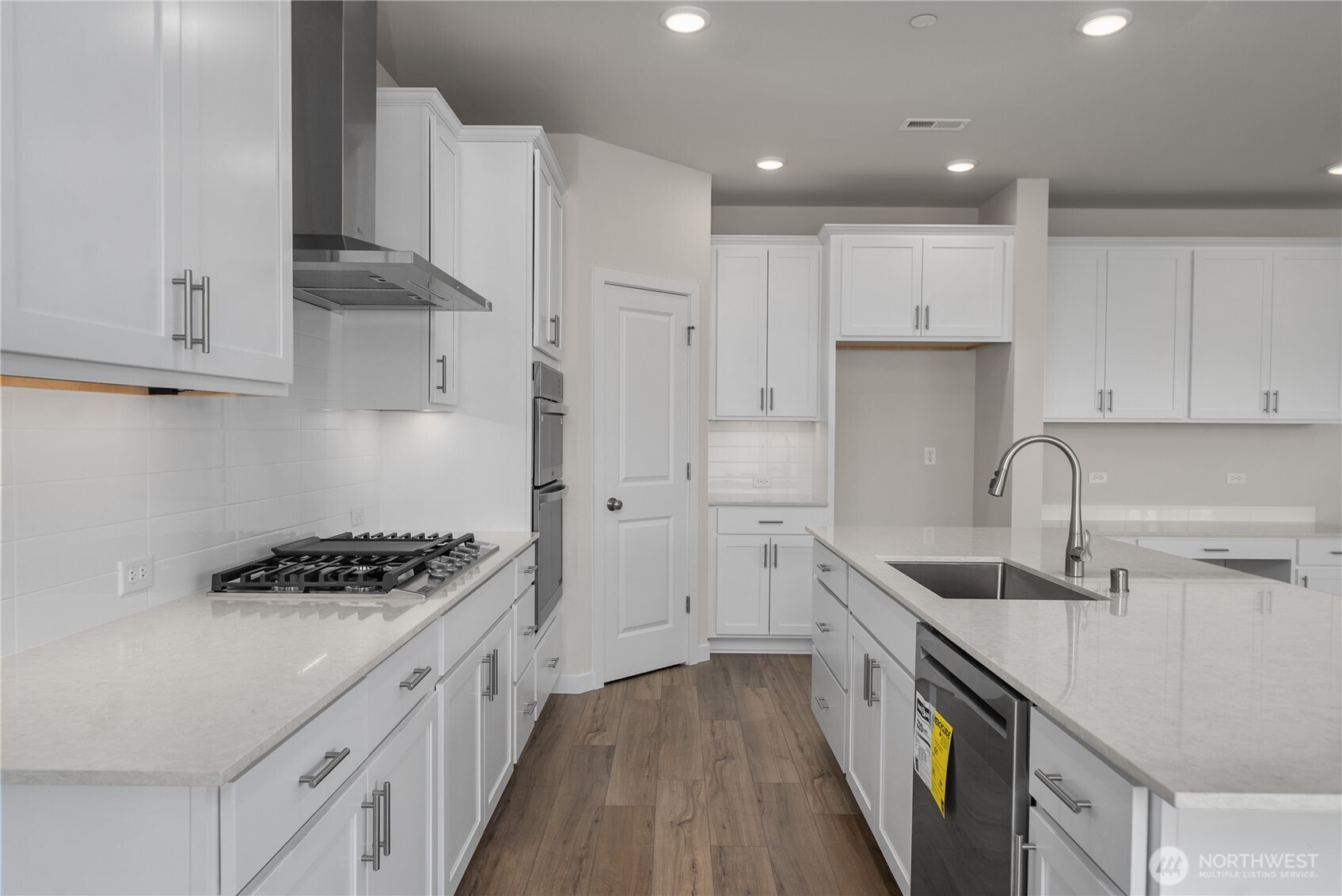 3943 Flat Top Drive Property Photo 15