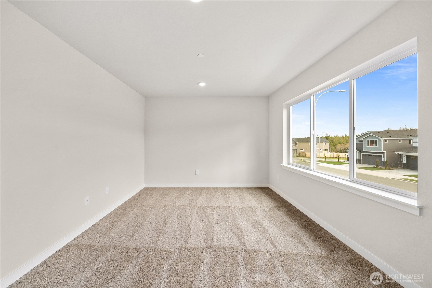 3943 Flat Top Drive Property Photo 16