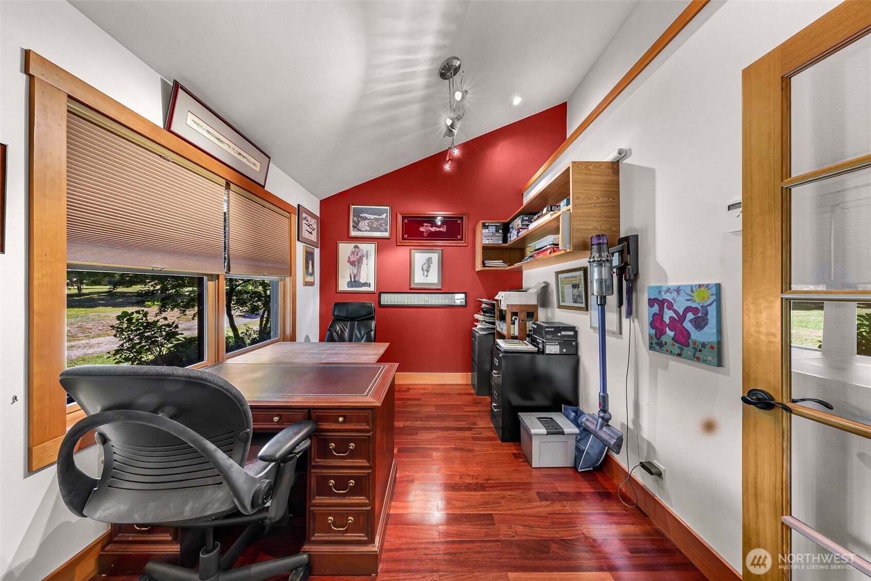 6701 Holst Road Property Photo 15