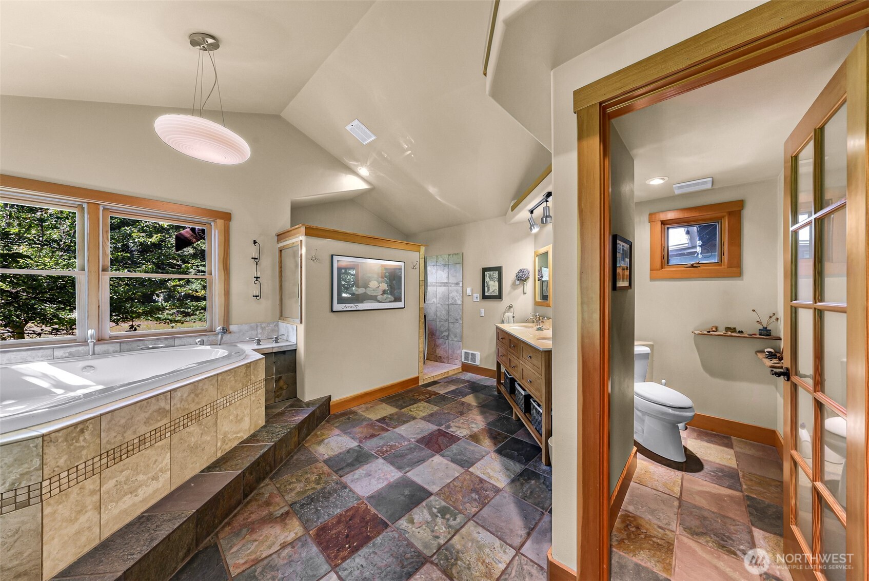 6701 Holst Road Property Photo 17