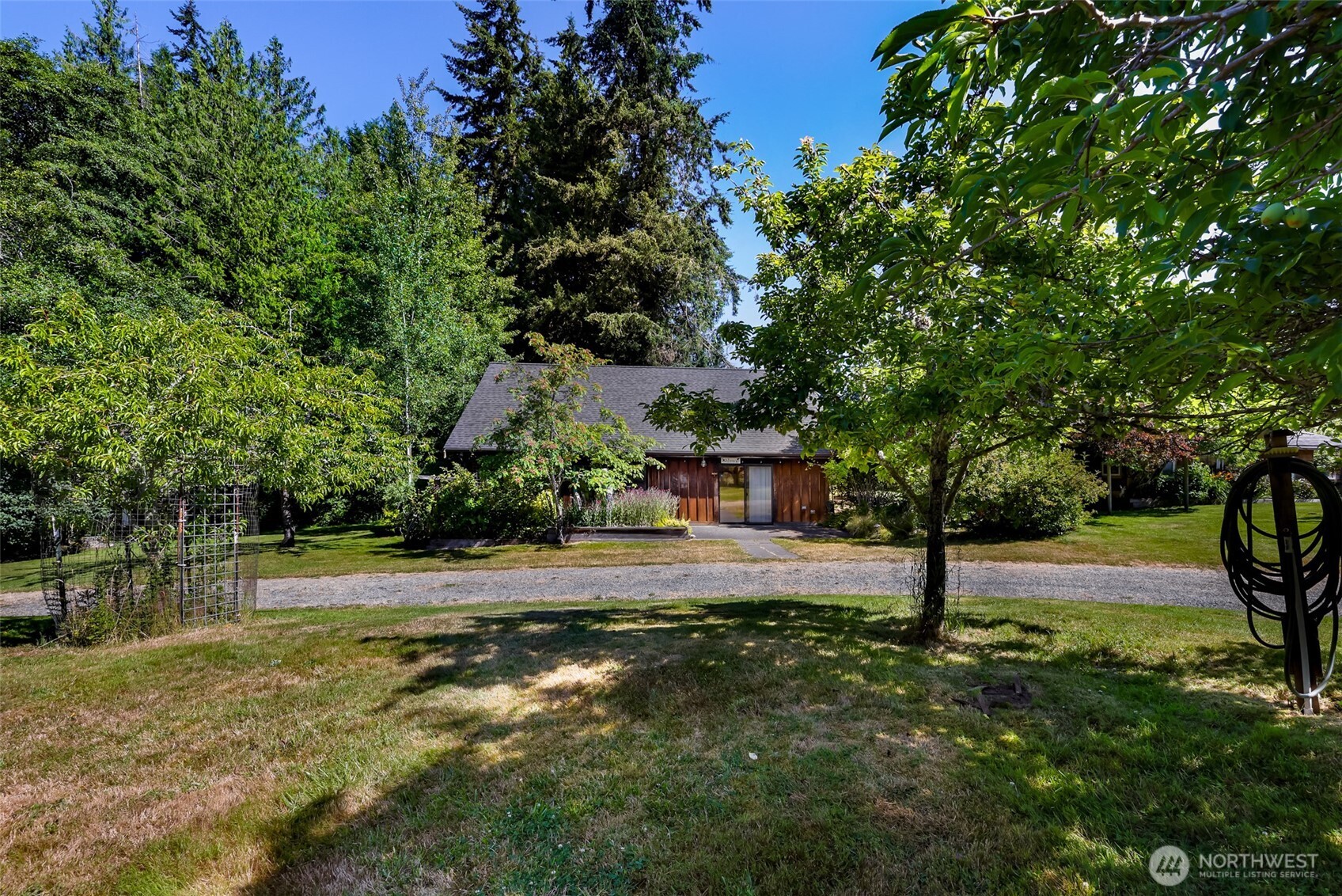 6701 Holst Road Property Photo 27