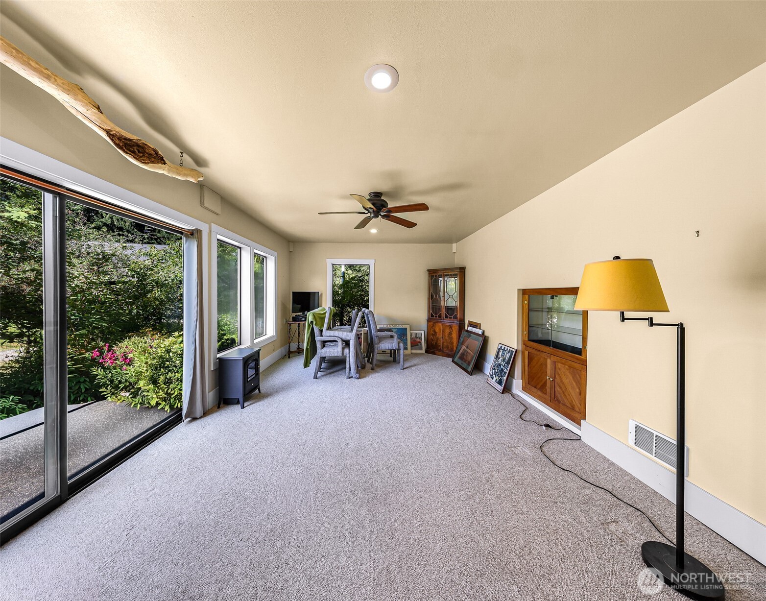6701 Holst Road Property Photo 33