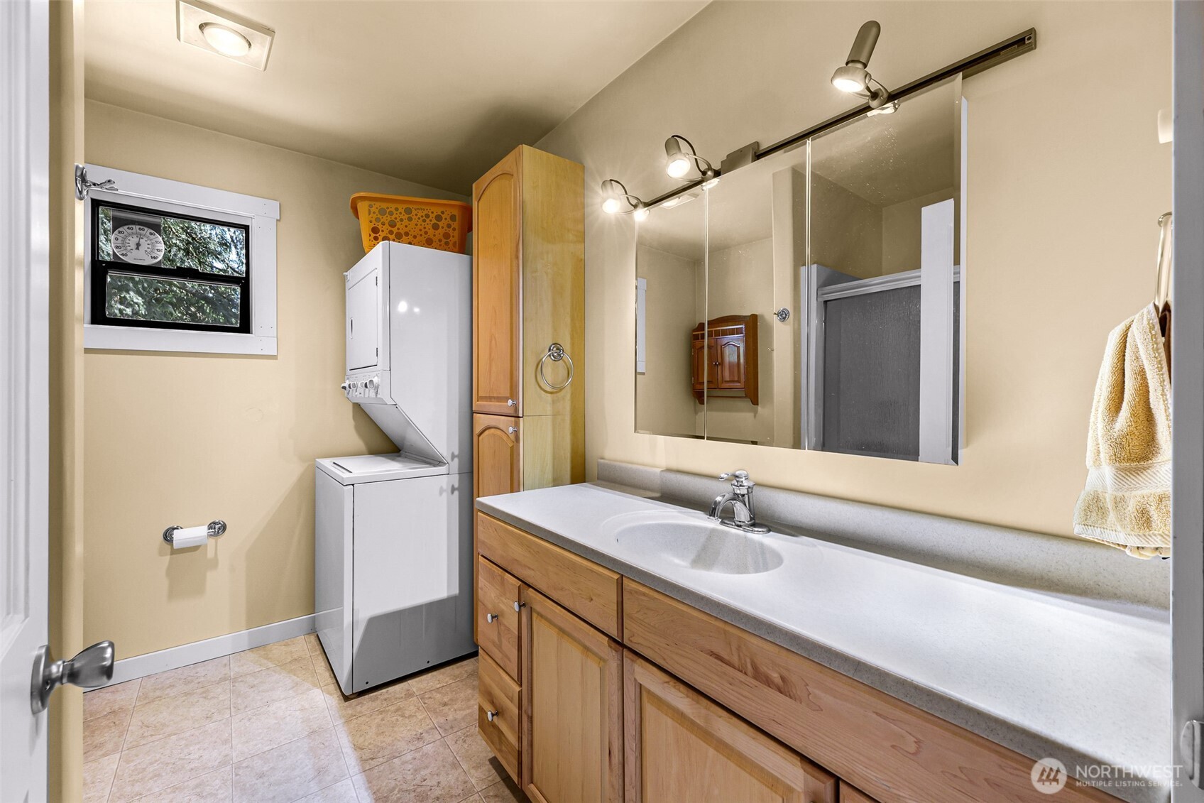 6701 Holst Road Property Photo 34