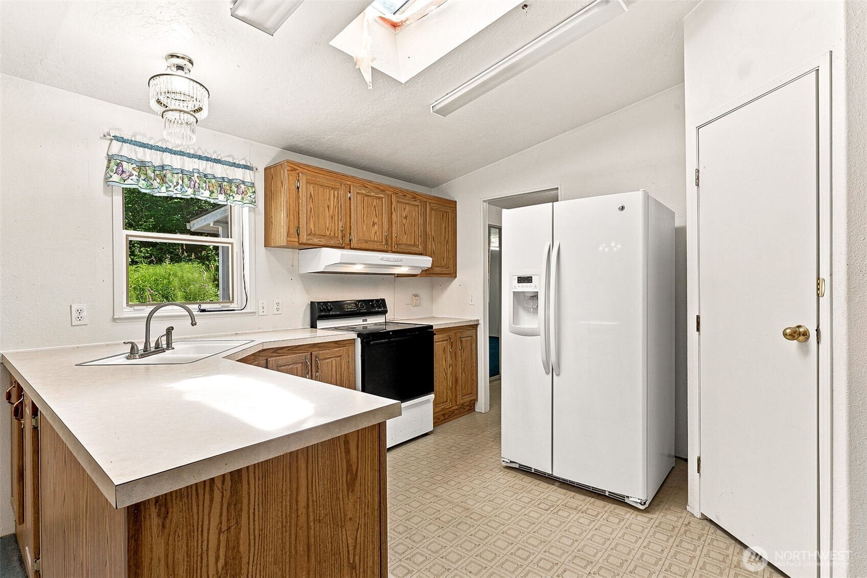 280 W Satsop Drive Property Photo 10