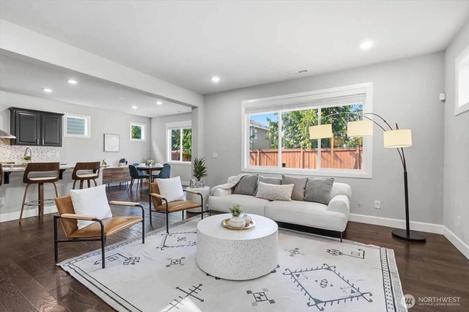 3917 174th Place Property Photo 9