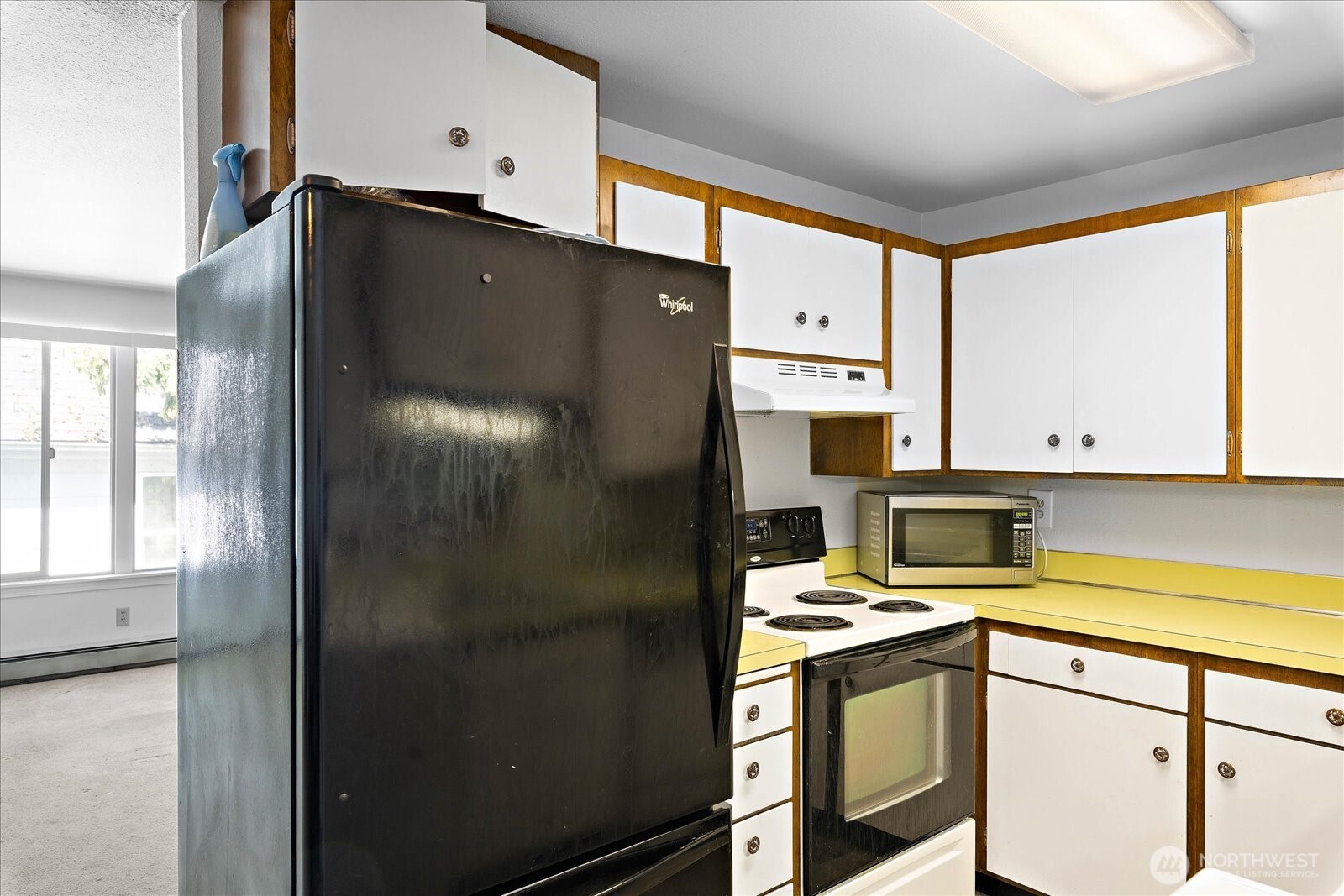 3209 Hoyt Avenue 302 Property Photo 10