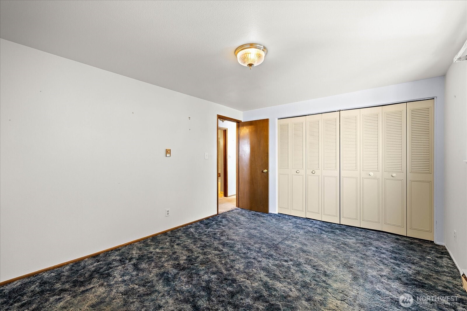 3209 Hoyt Avenue 302 Property Photo 14