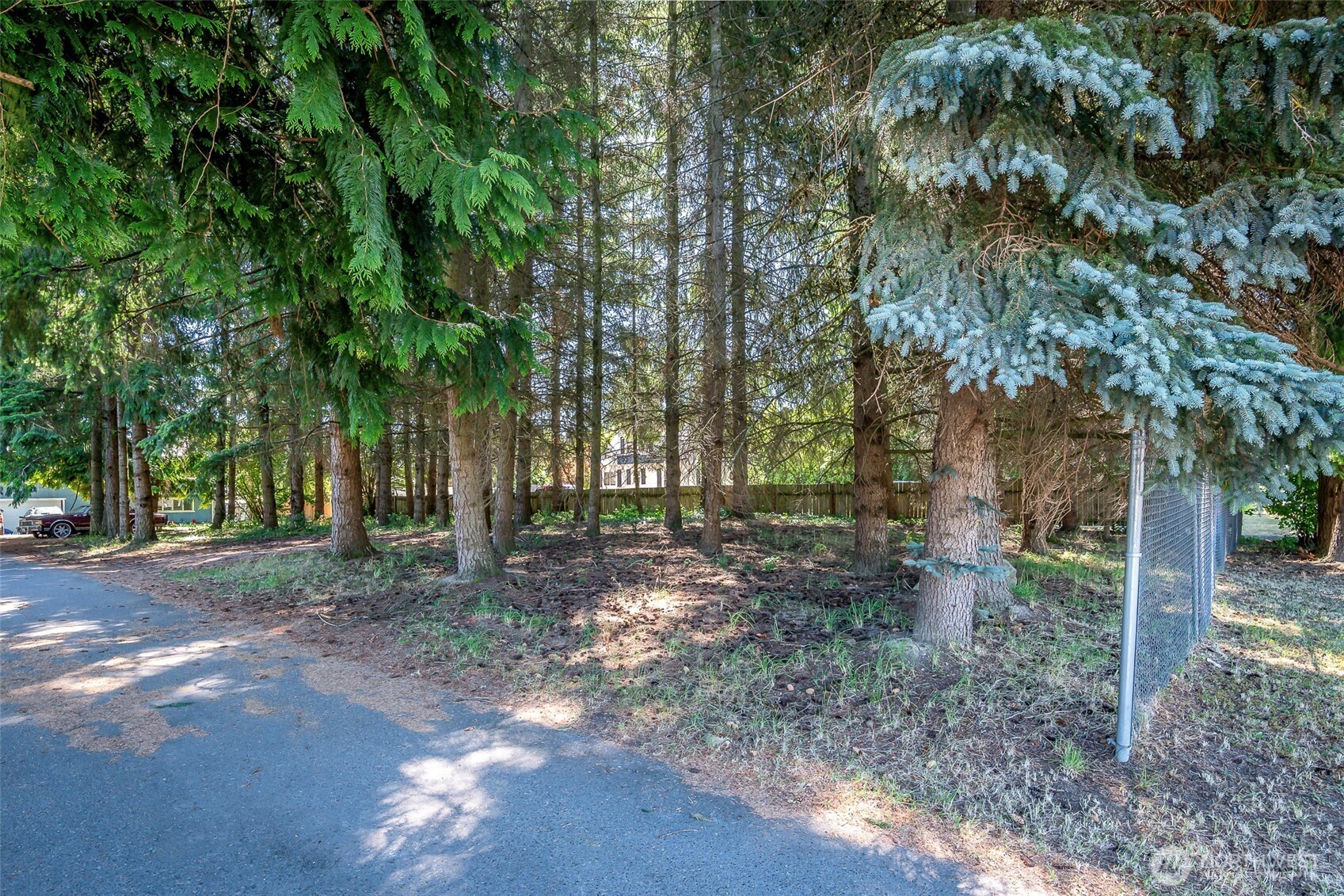 9127 E B Street Property Photo 5