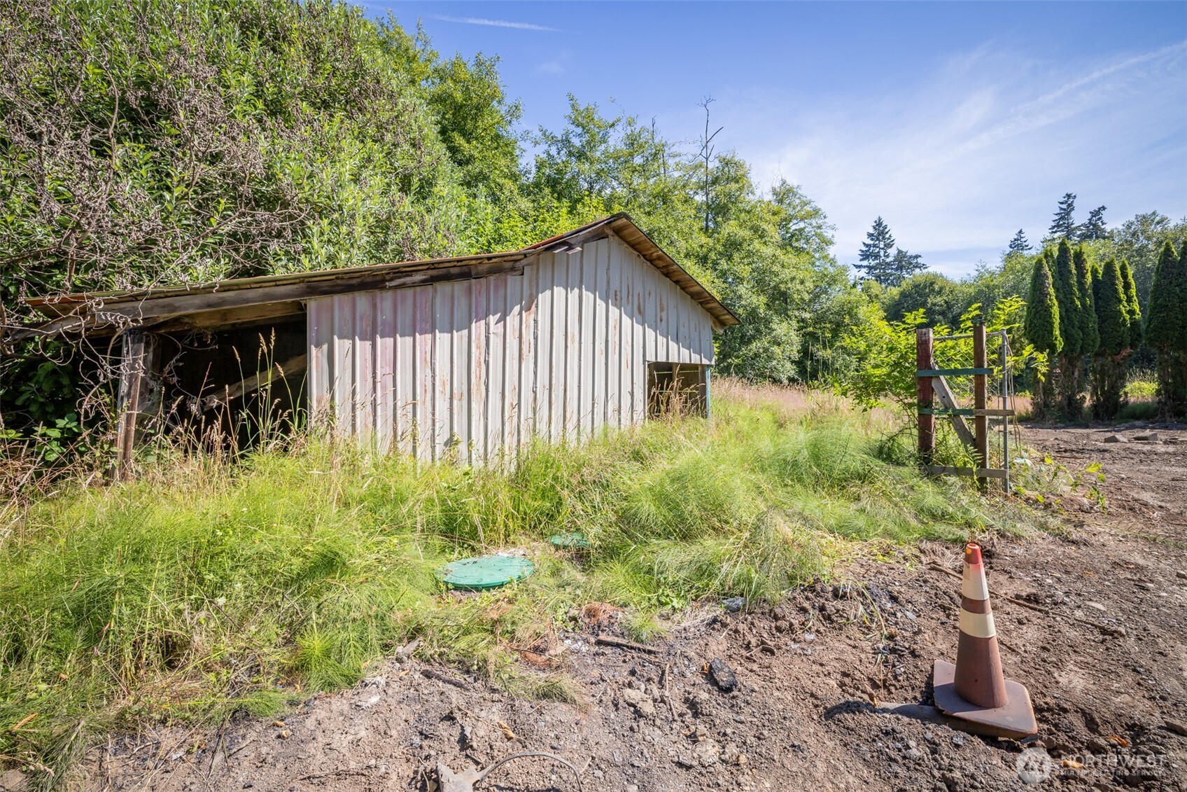 92 Gossett Road Property Photo 9