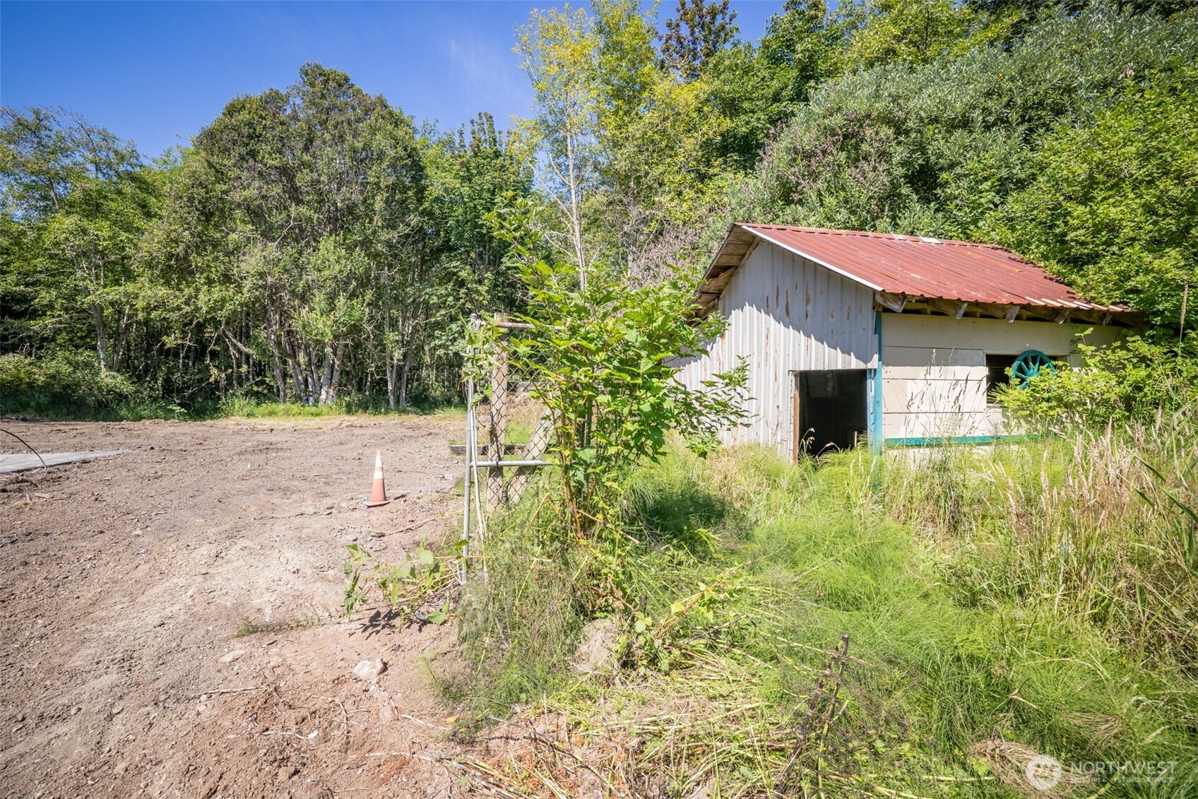92 Gossett Road Property Photo 10