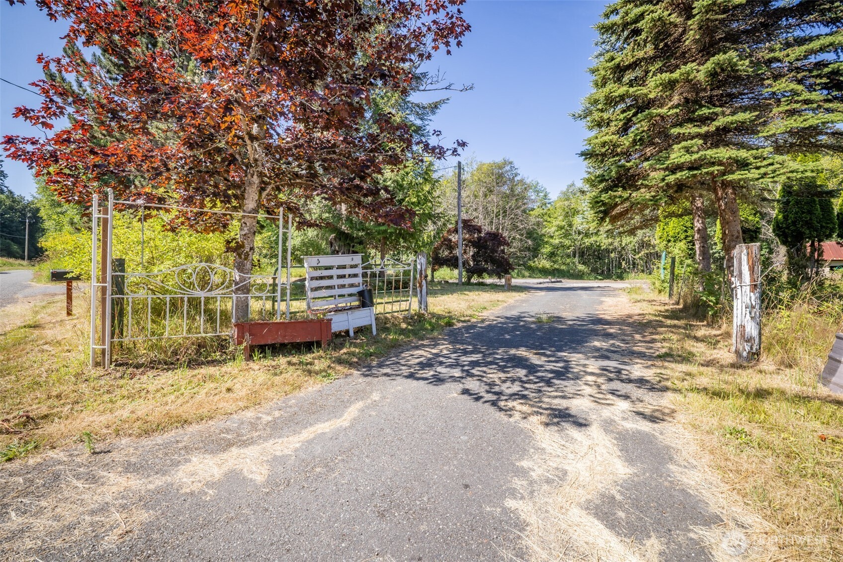 92 Gossett Road Property Photo 16