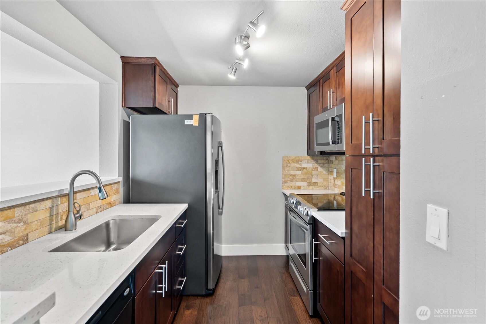 12404 E Gibson Road M202 Property Photo 12