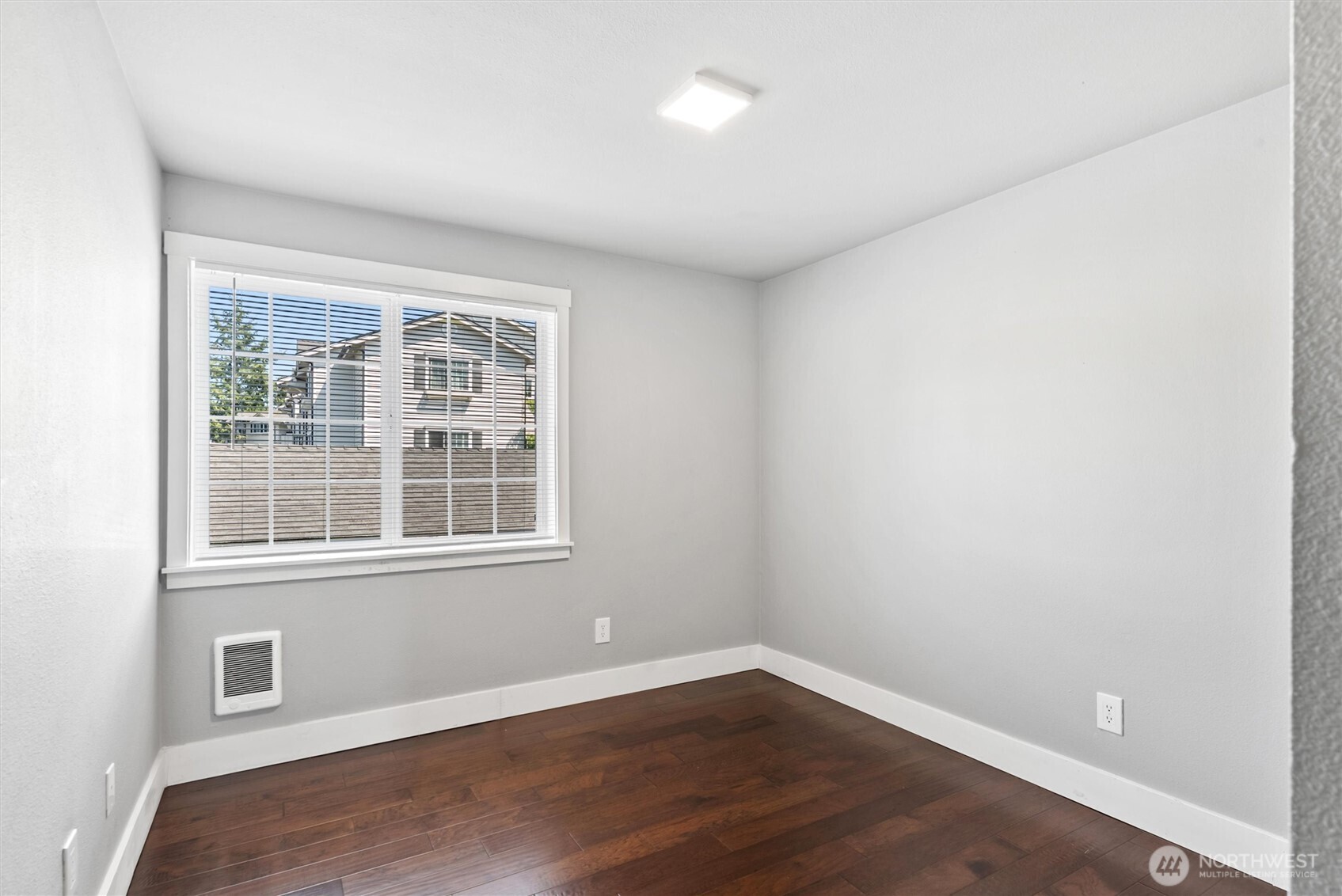 12404 E Gibson Road M202 Property Photo 16