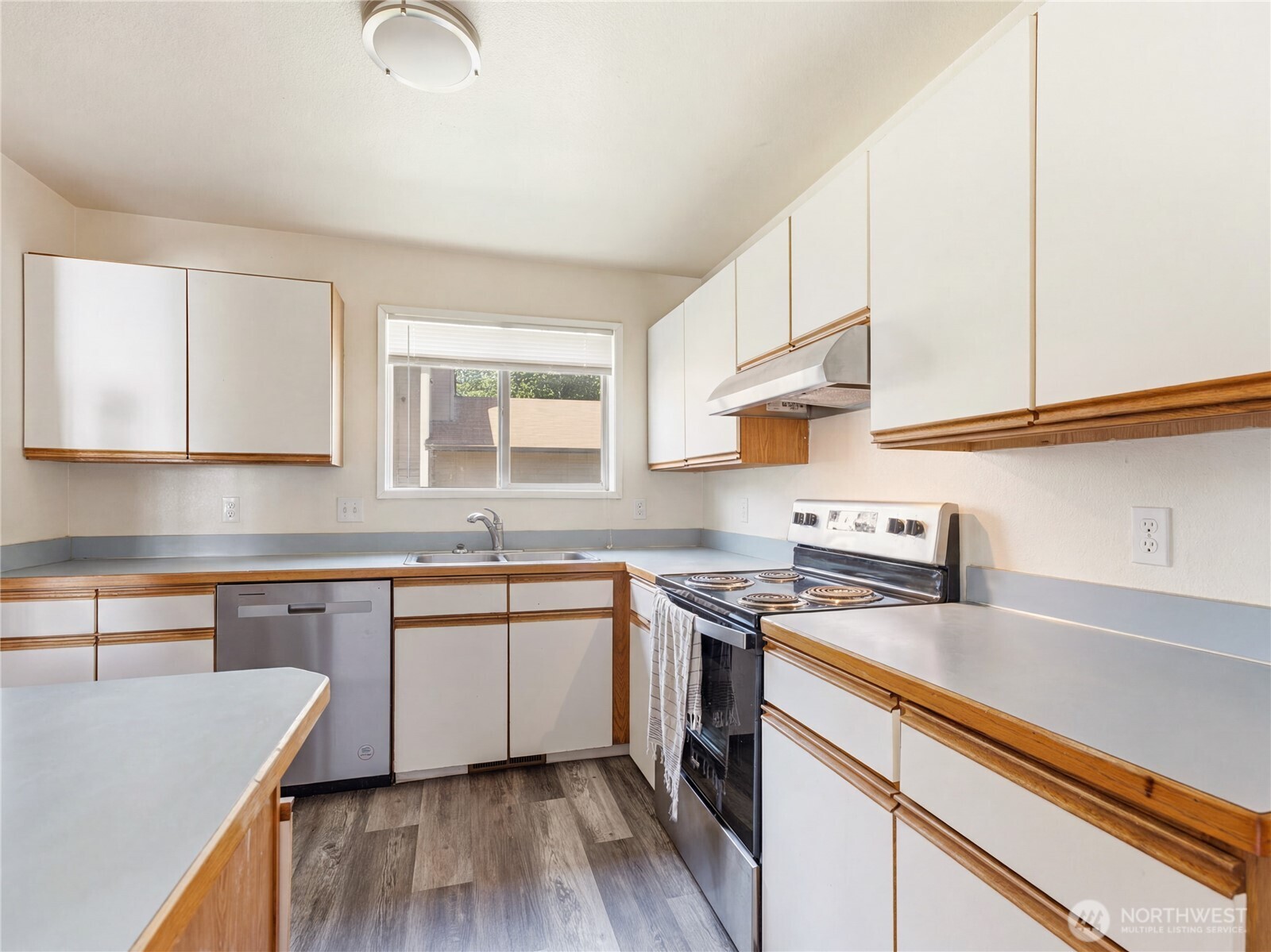 1321 Maple Street A Property Photo 23