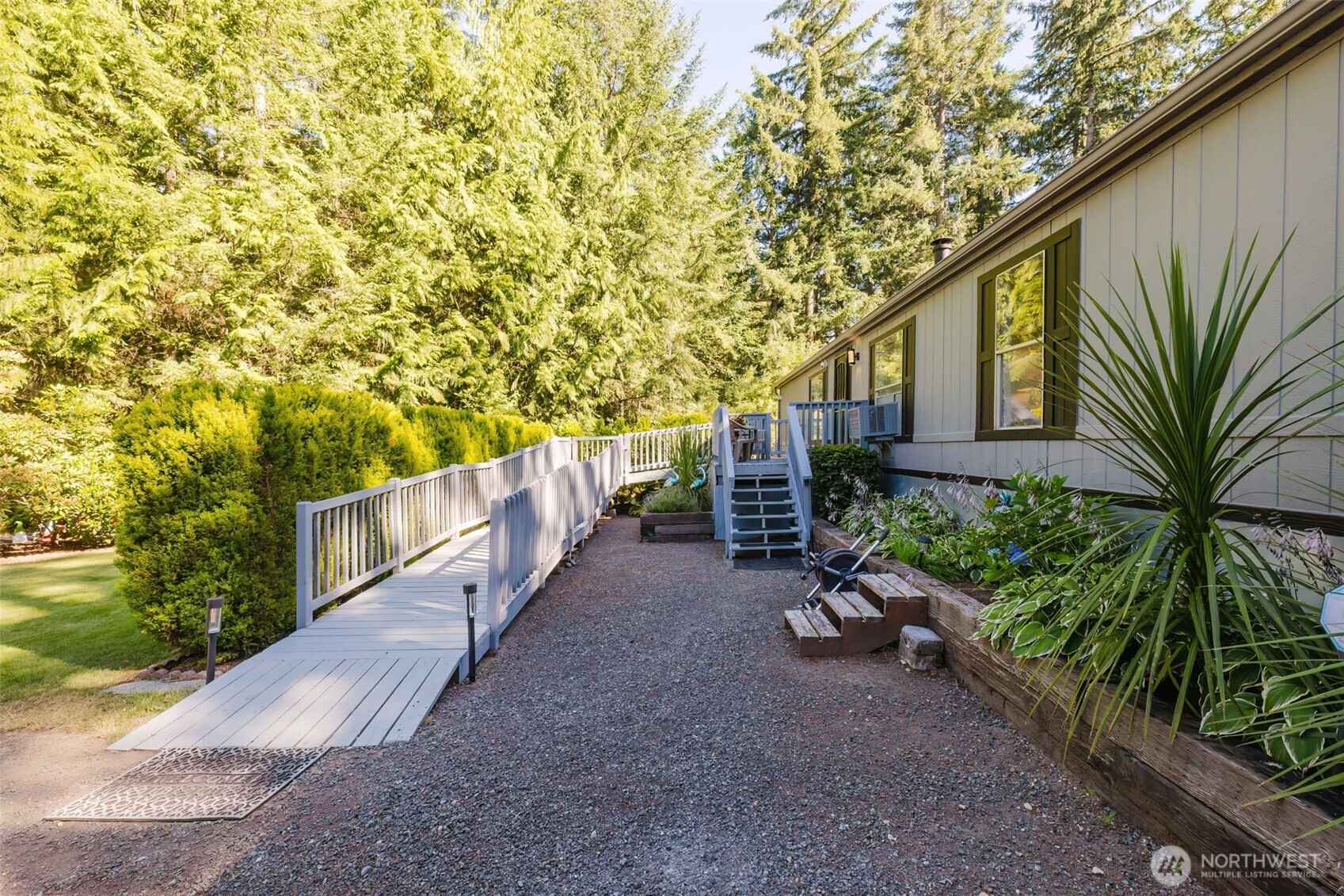 12514 144th Avenue Property Photo 3