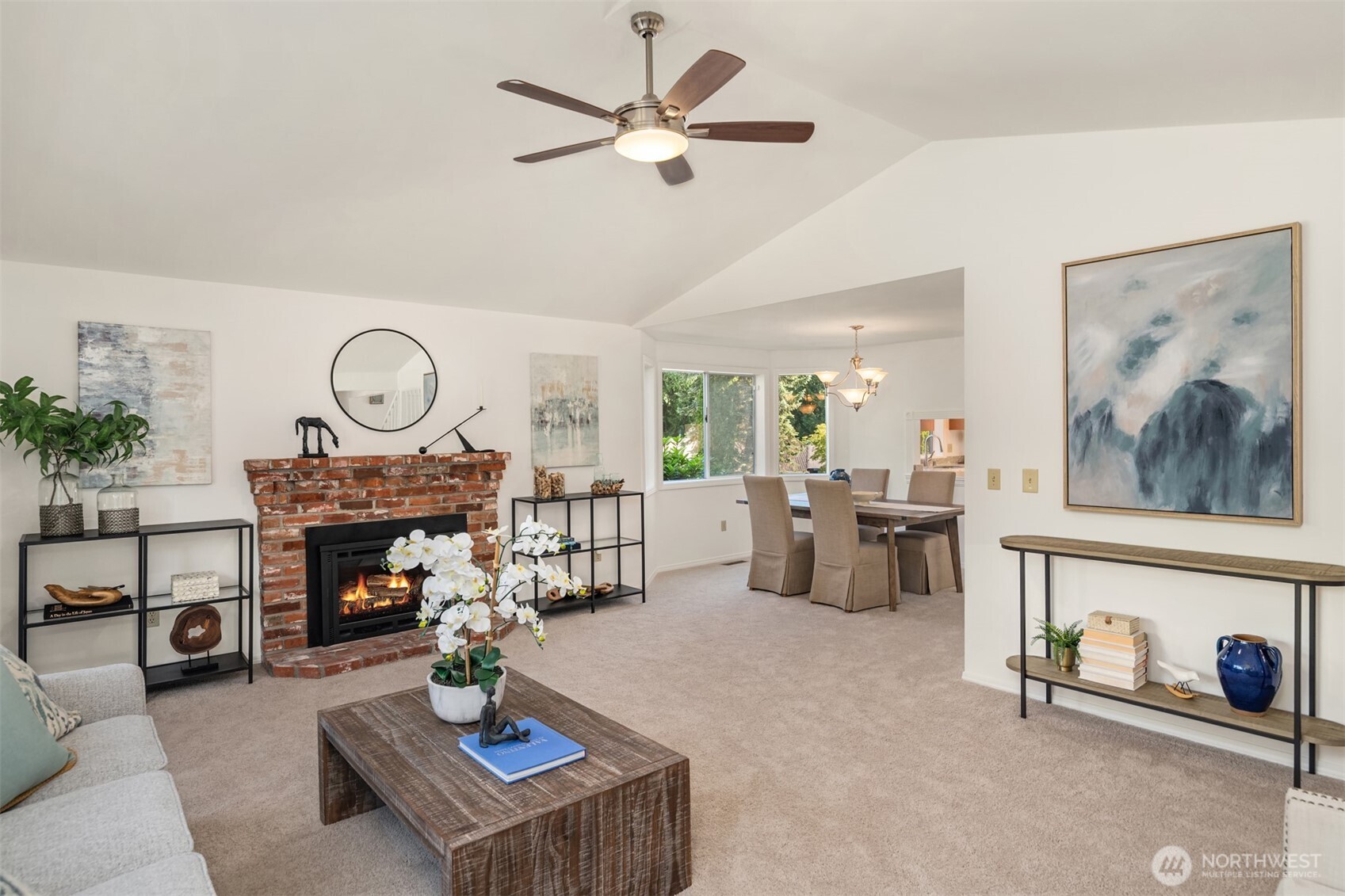 4230 205 Place Property Photo 3