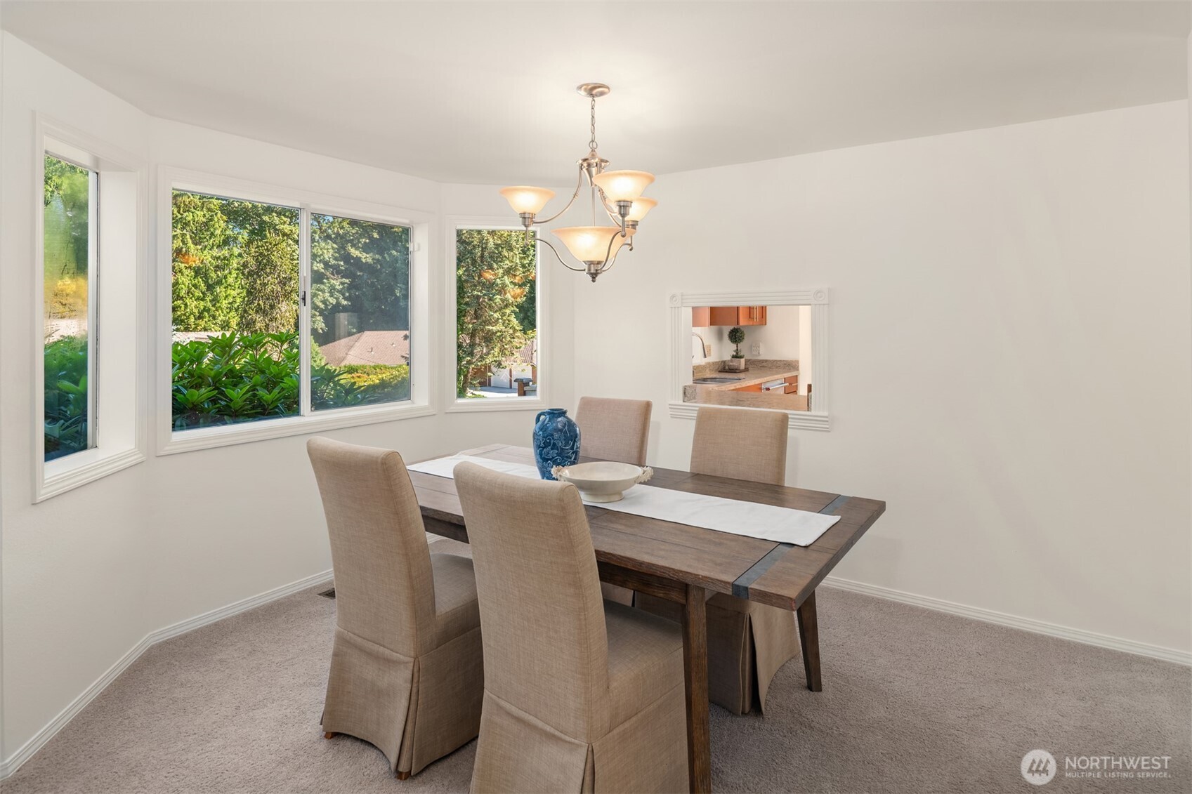 4230 205 Place Property Photo 6