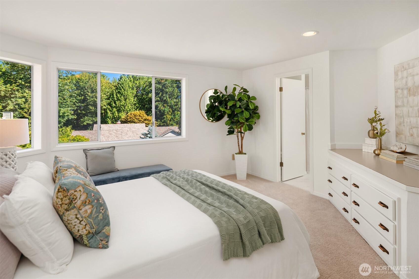 4230 205 Place Property Photo 13