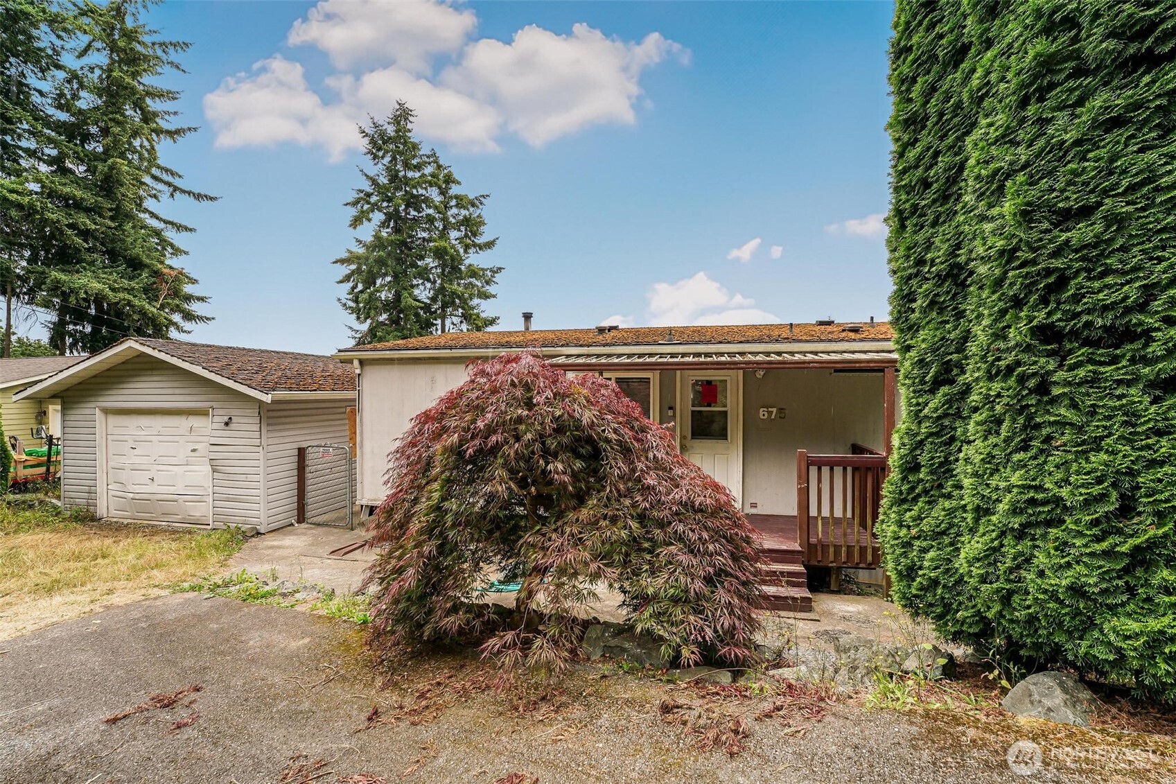 675 Vesper Way Property Photo 1