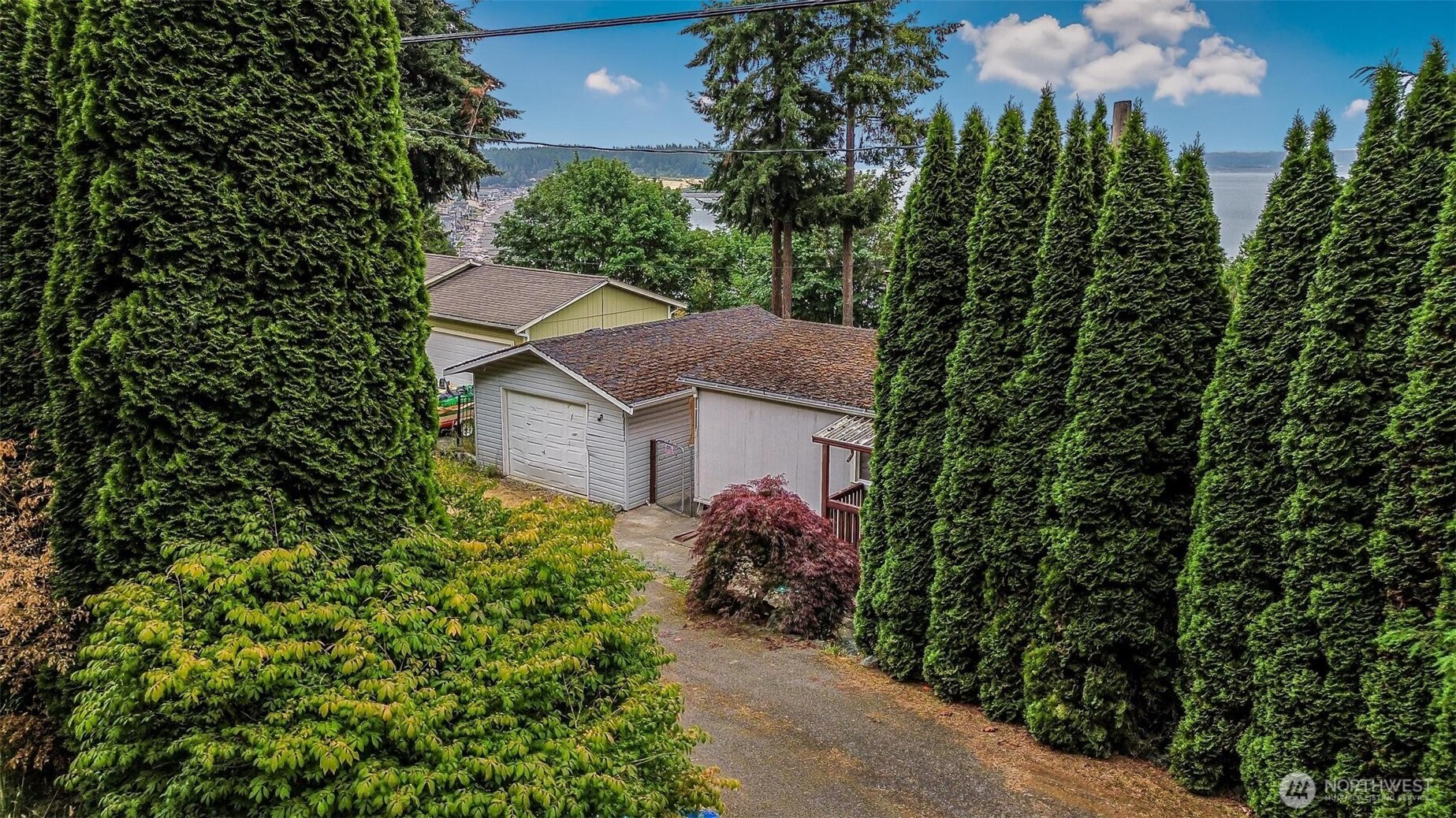 675 Vesper Way Property Photo 14
