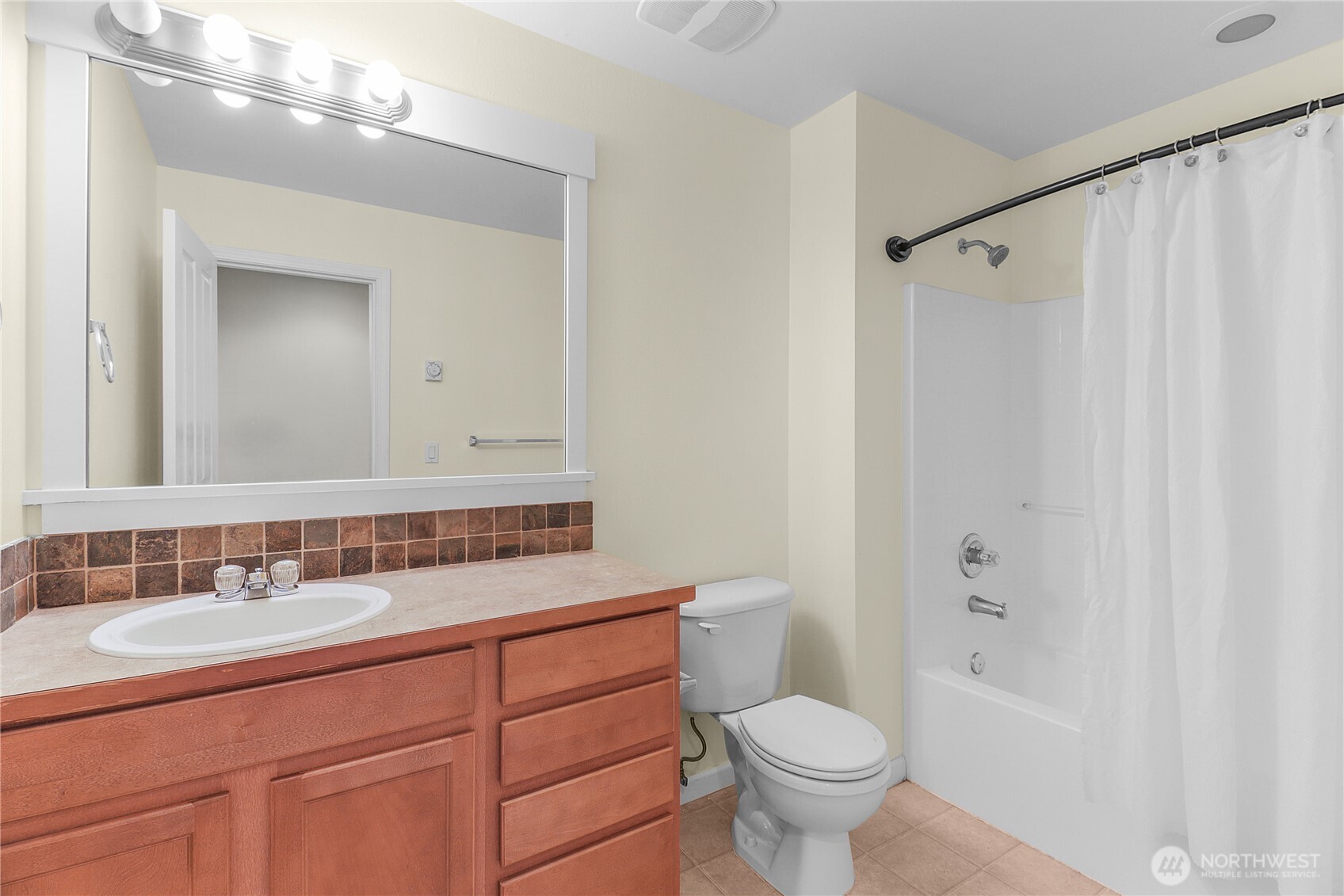 17210 139th Avenue Property Photo 24