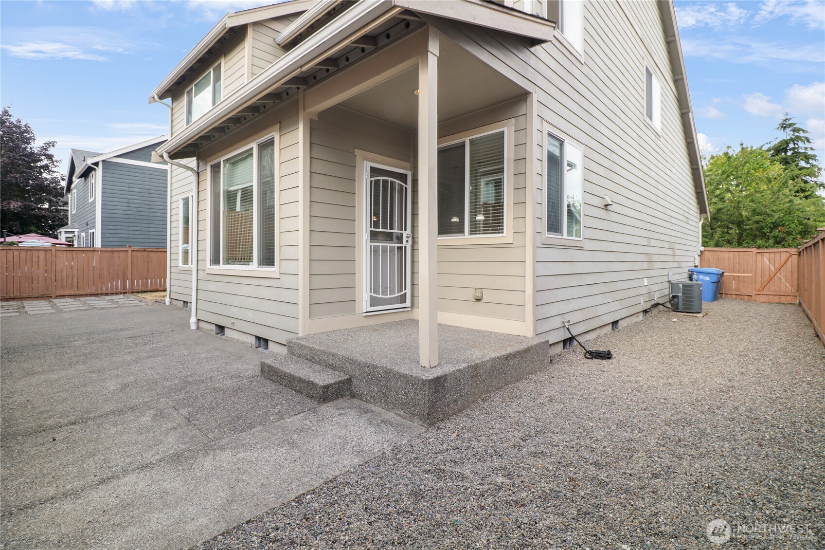 17210 139th Avenue Property Photo 27