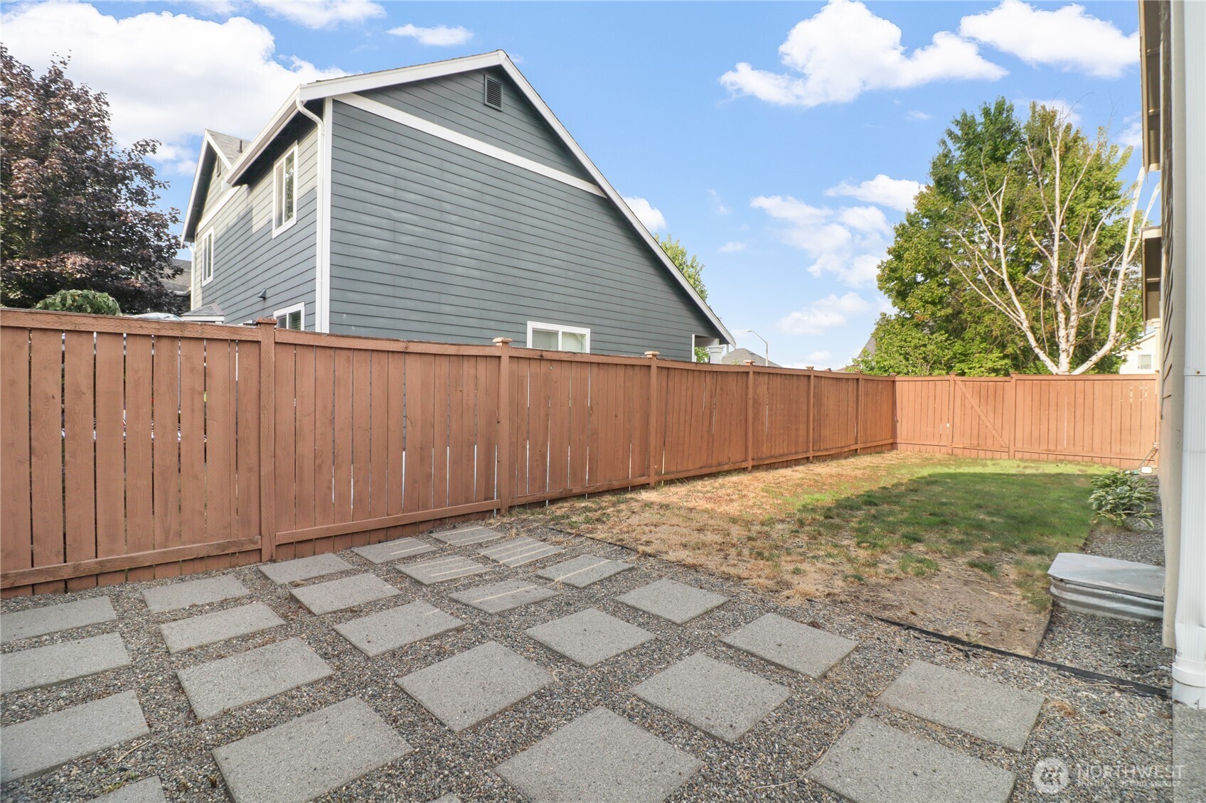 17210 139th Avenue Property Photo 28