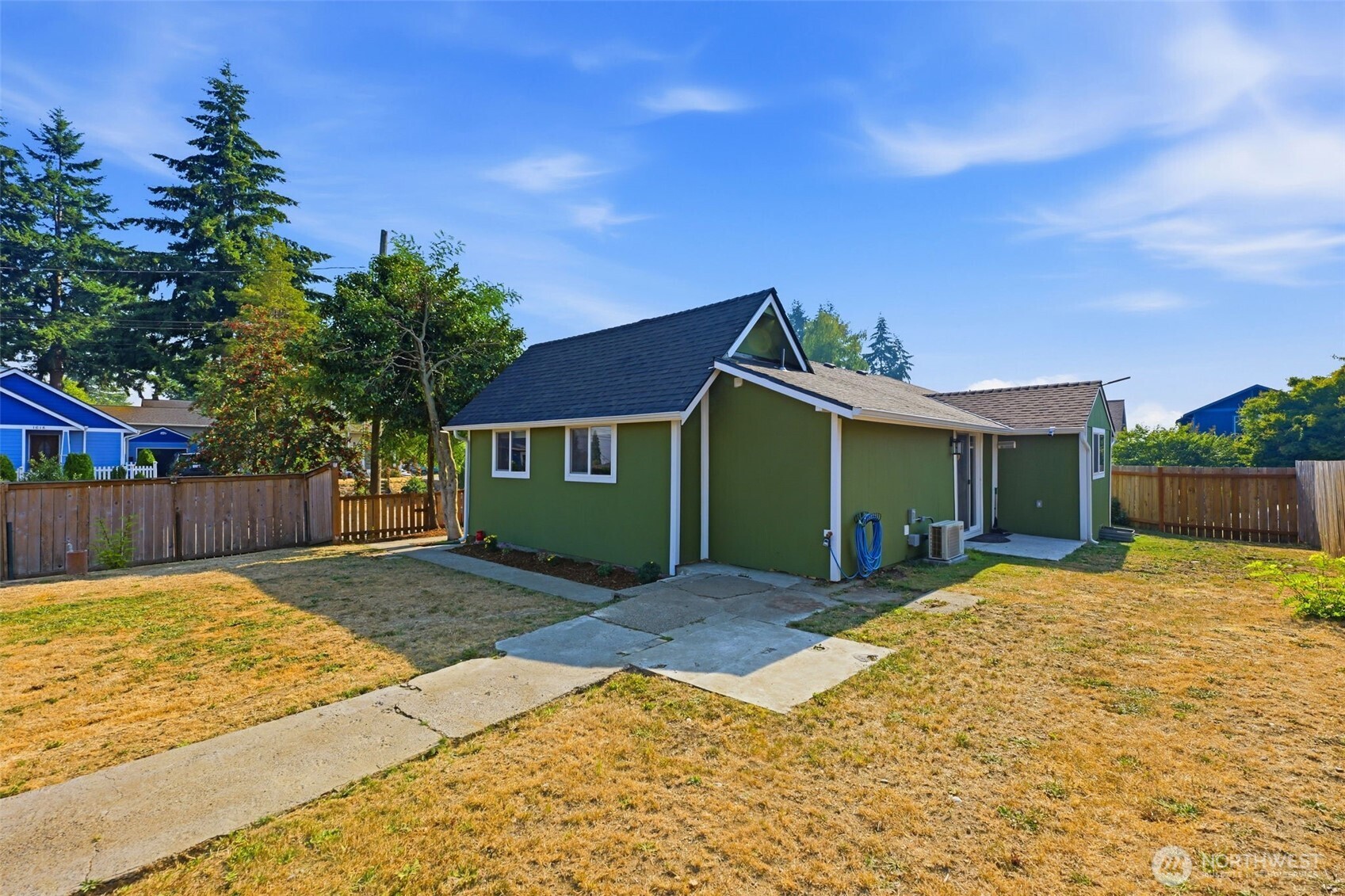 1255 S Grant Avenue Property Photo 37