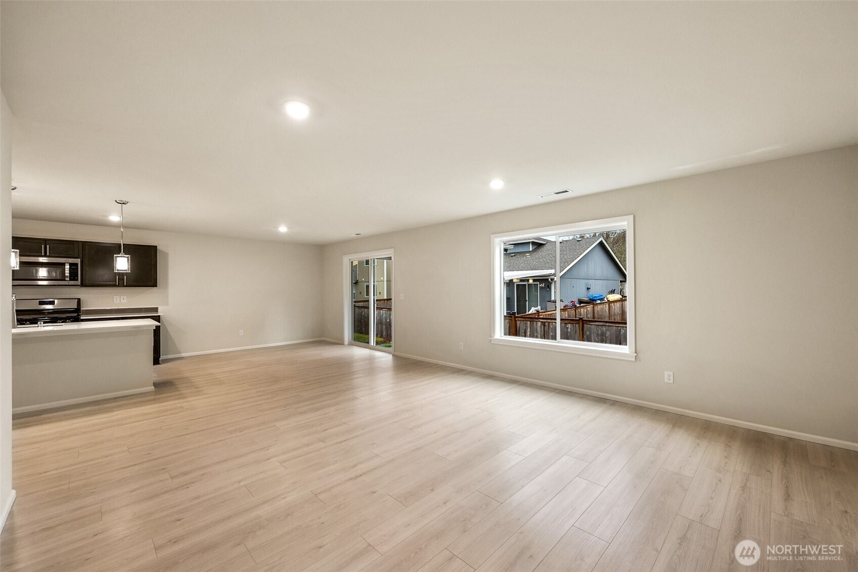 107 Pine Hollow Drive Property Photo 14
