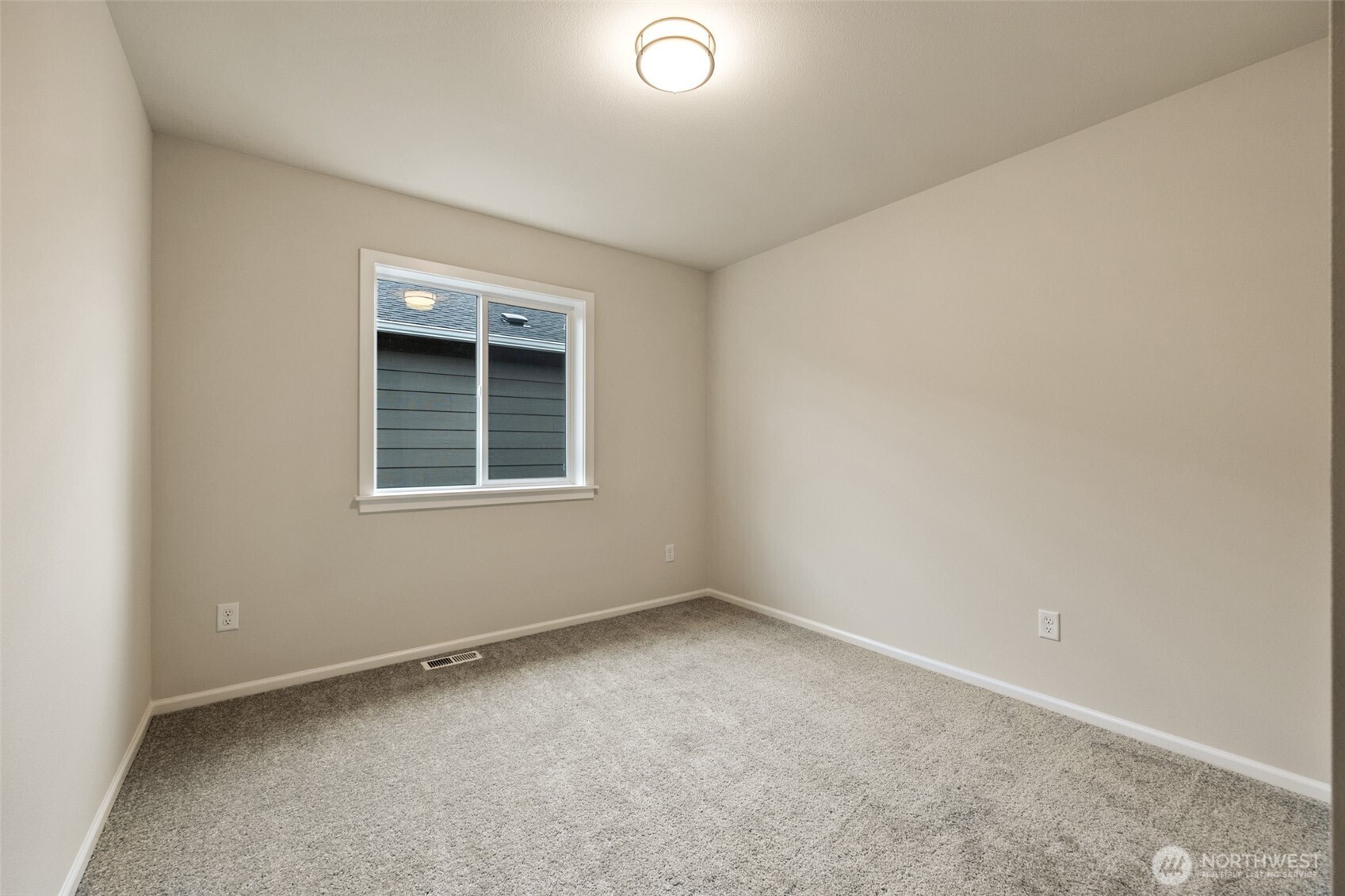 107 Pine Hollow Drive Property Photo 22