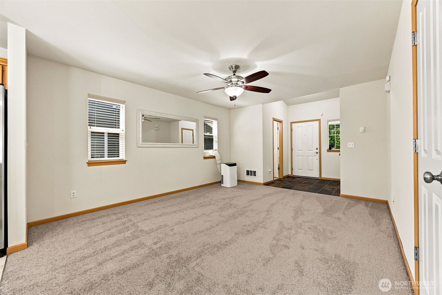 4363 Roxanna Loop Property Photo 3