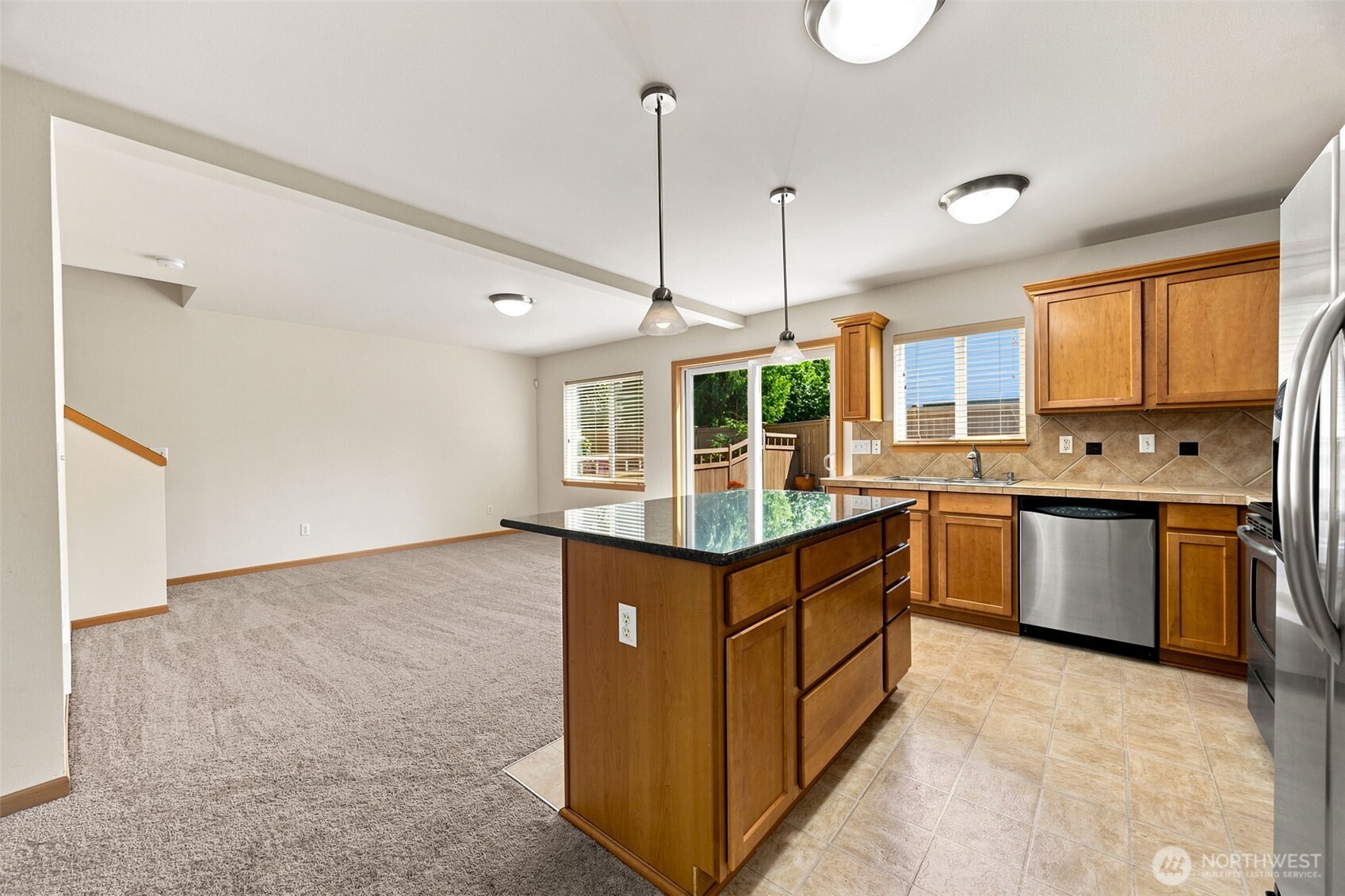 4363 Roxanna Loop Property Photo 6