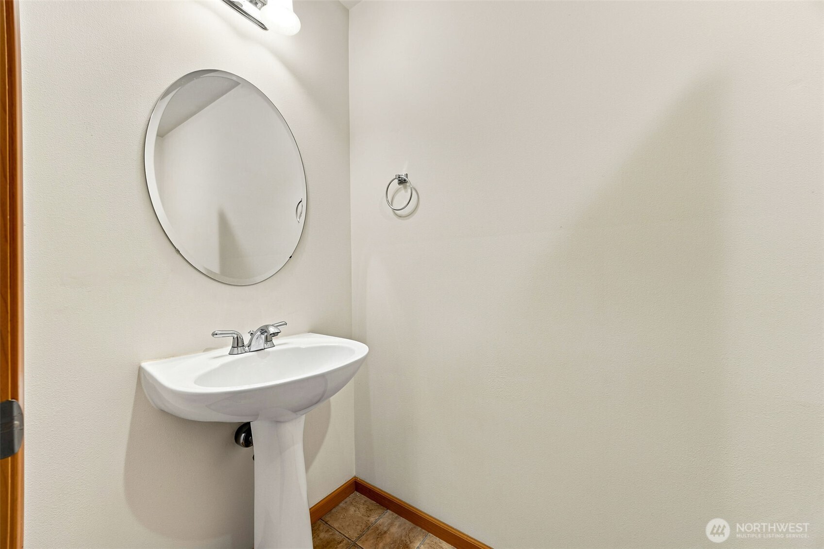 4363 Roxanna Loop Property Photo 13