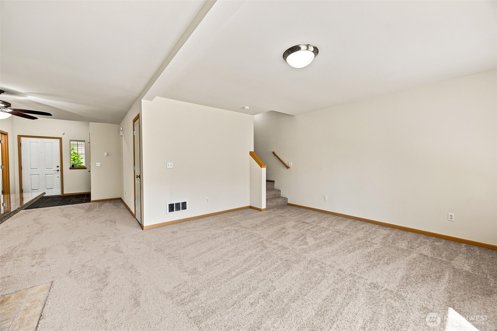 4363 Roxanna Loop Property Photo 14