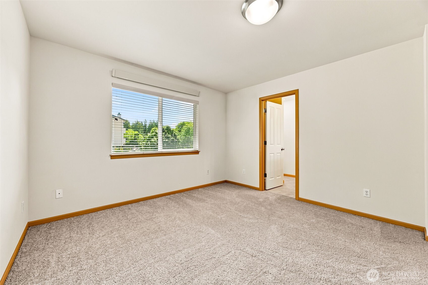 4363 Roxanna Loop Property Photo 19