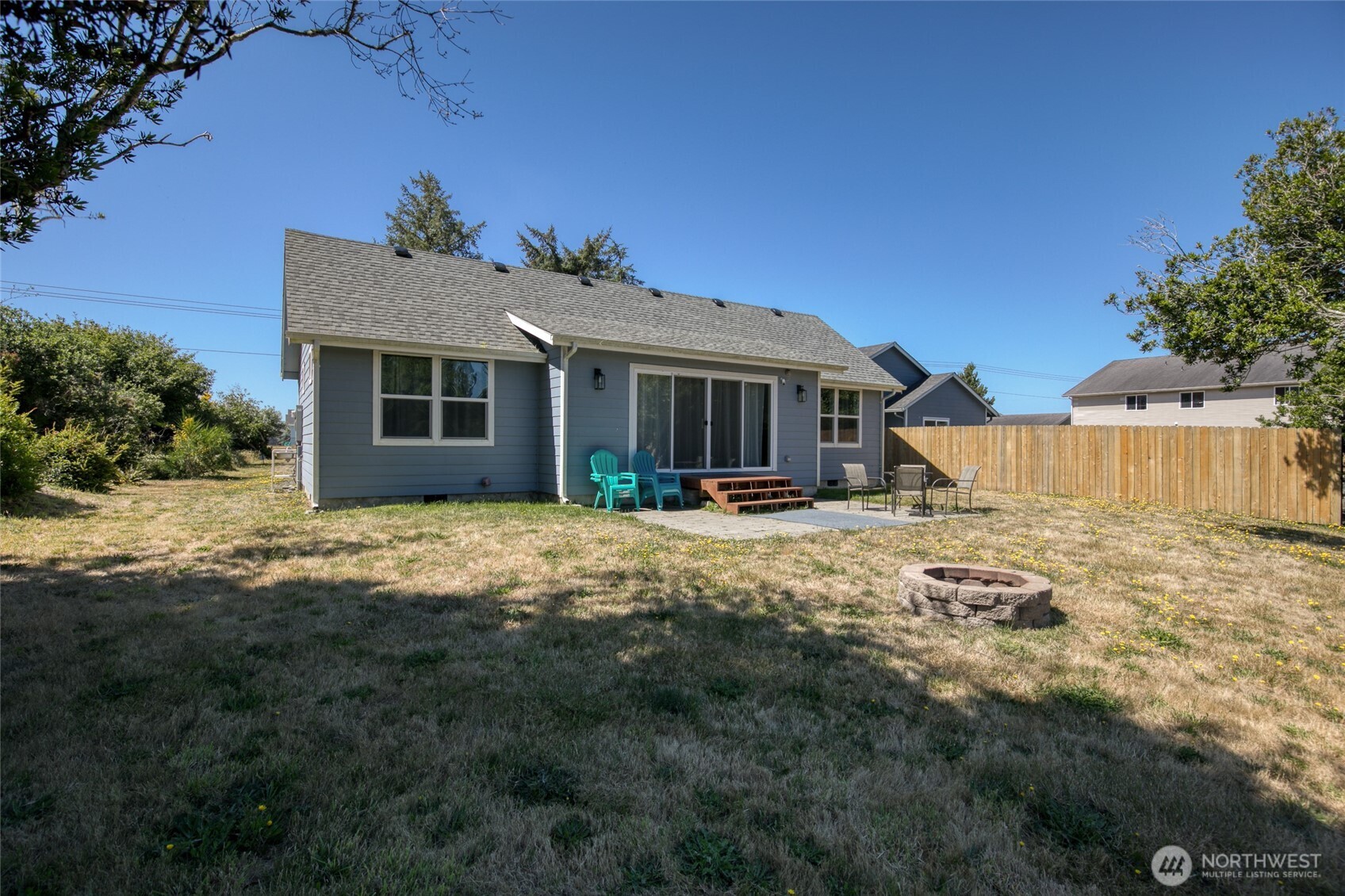 998 Point Brown Avenue Property Photo 3