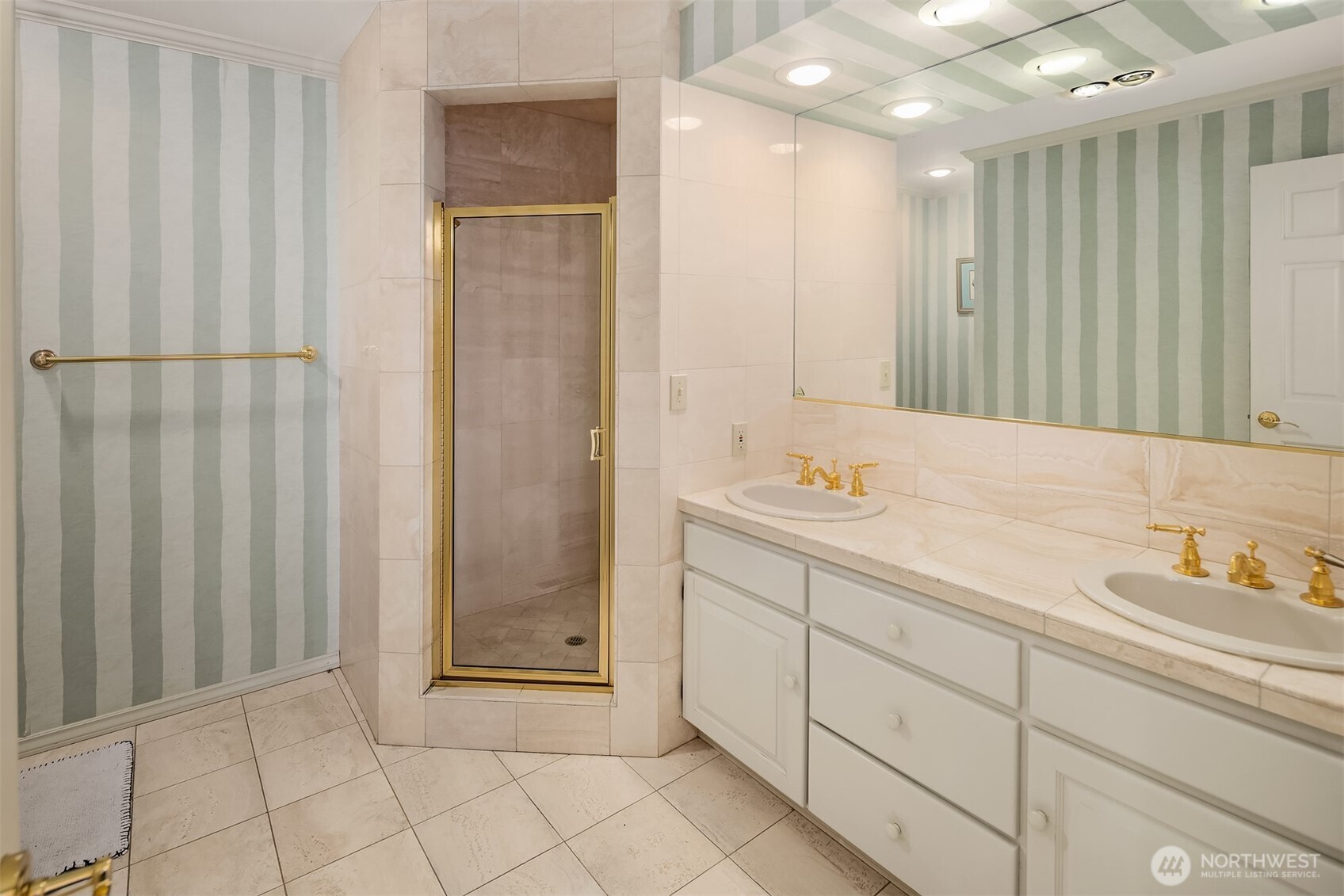 3727 Shore Avenue Property Photo 35