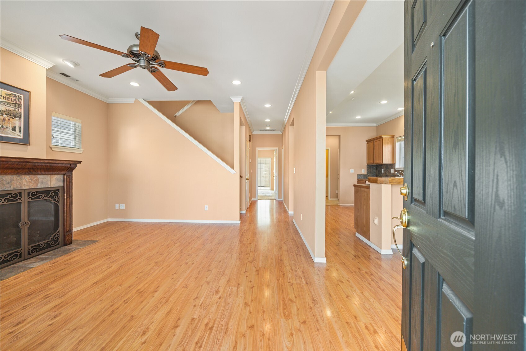 2109 W Terrace Avenue Property Photo 8
