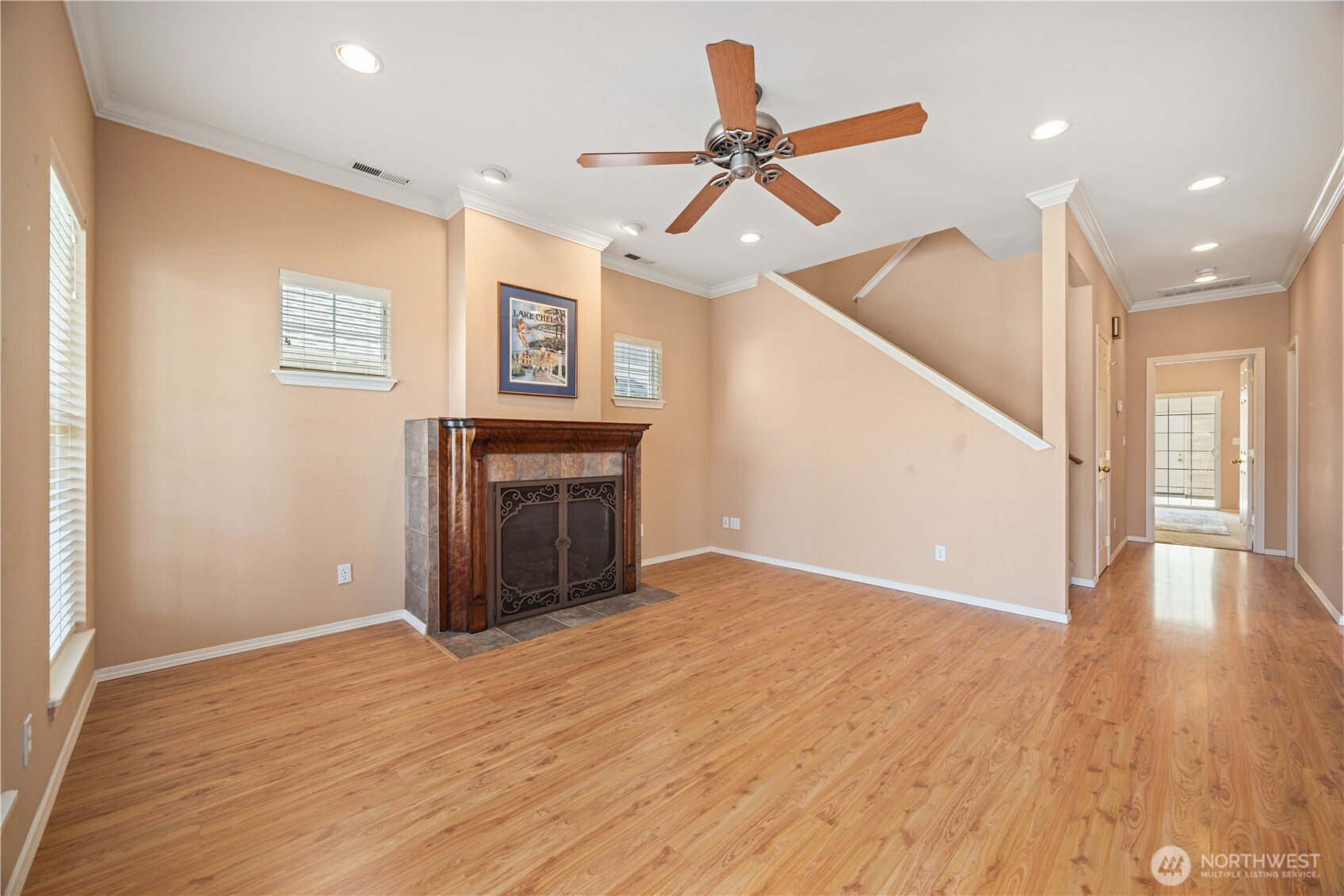 2109 W Terrace Avenue Property Photo 9