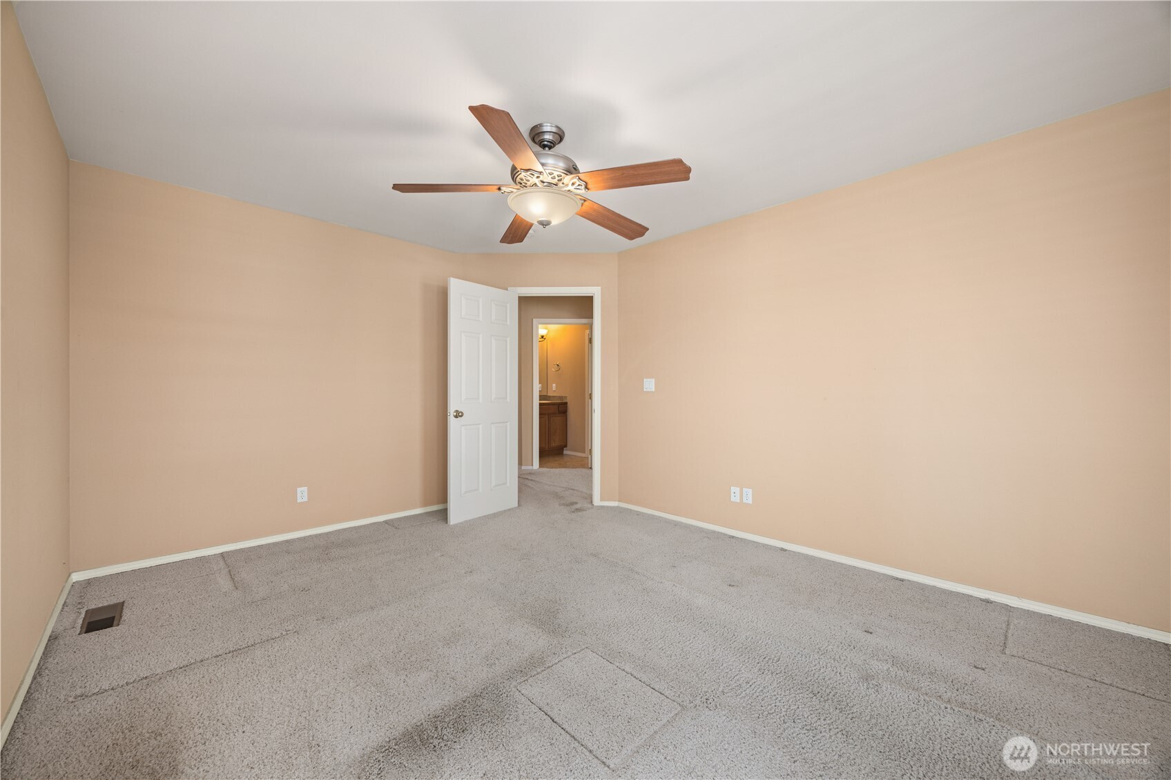 2109 W Terrace Avenue Property Photo 30