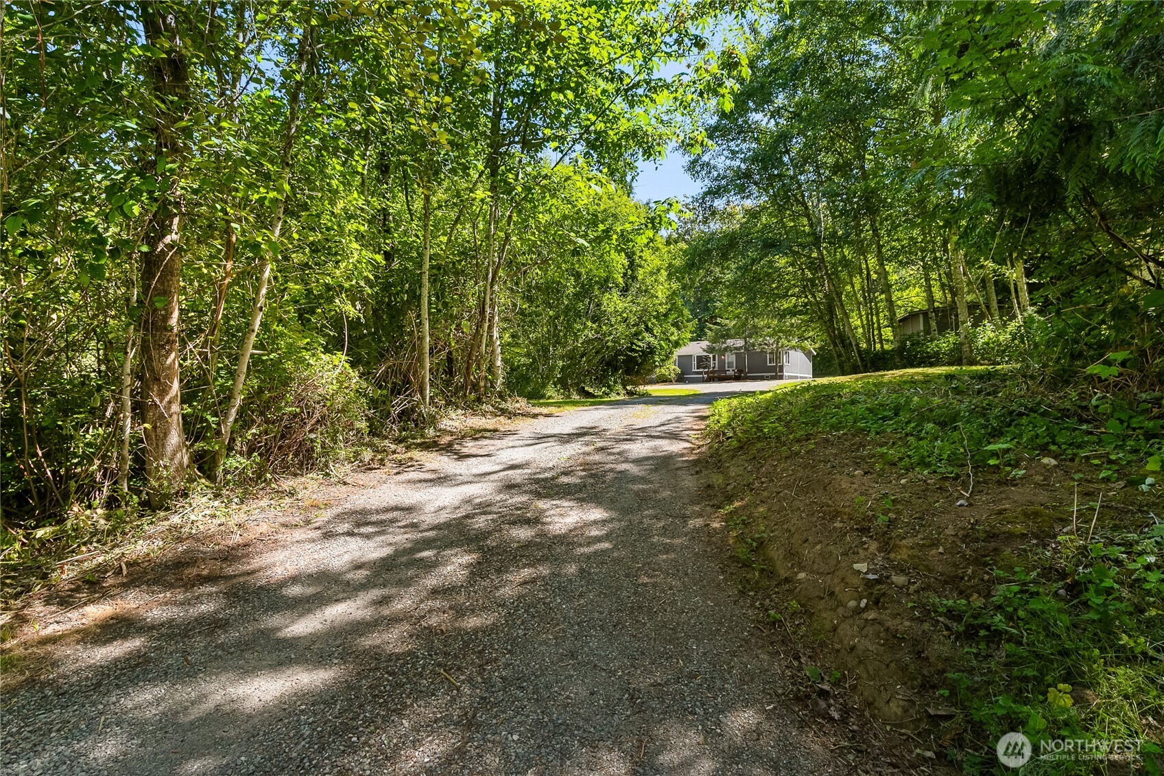 390 Van Wyck Road Property Photo 3