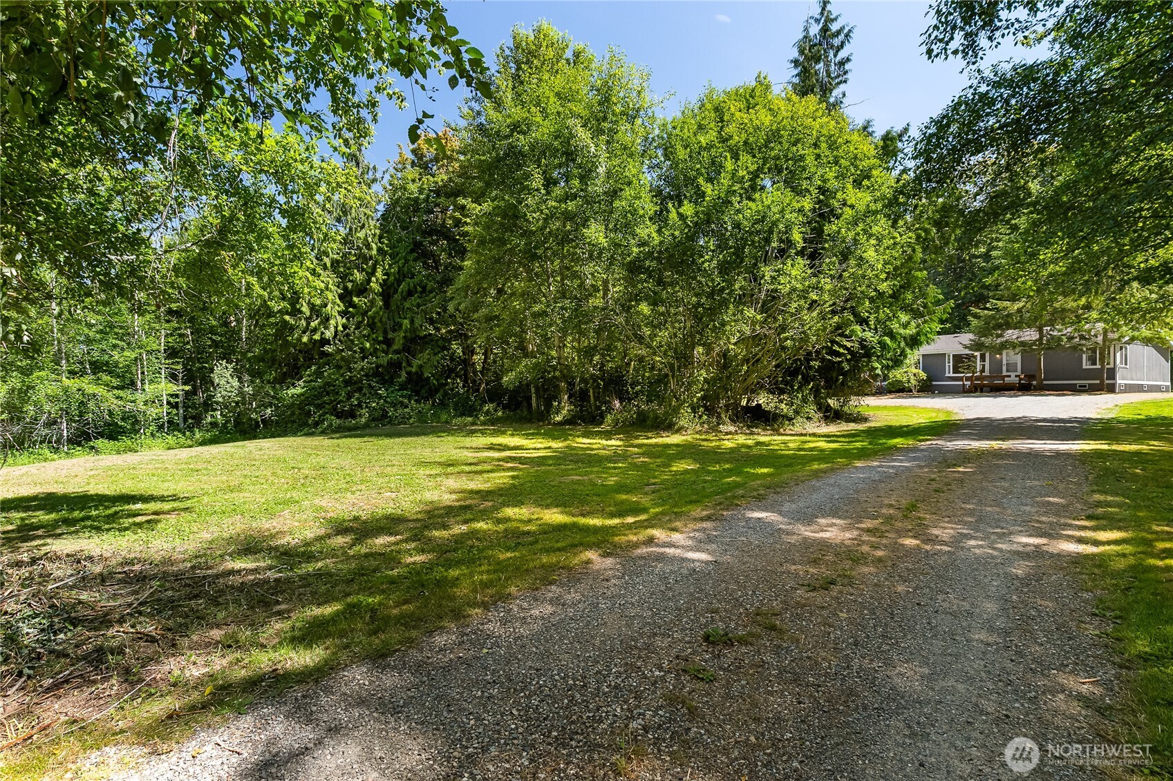 390 Van Wyck Road Property Photo 4