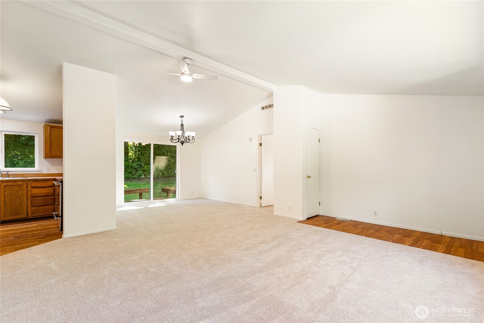 390 Van Wyck Road Property Photo 8