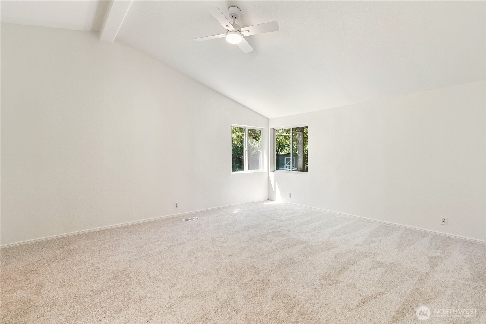 390 Van Wyck Road Property Photo 12