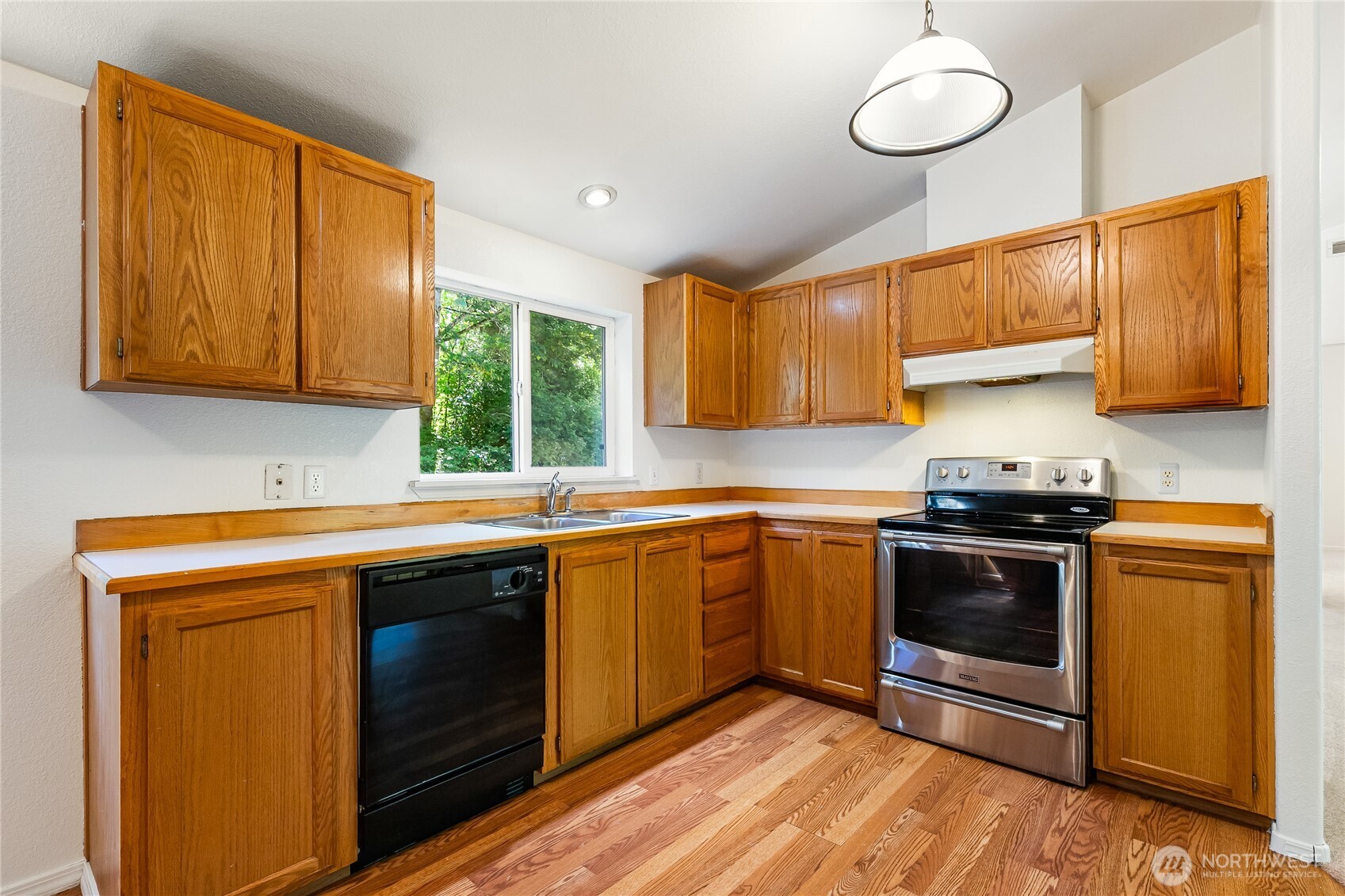 390 Van Wyck Road Property Photo 19
