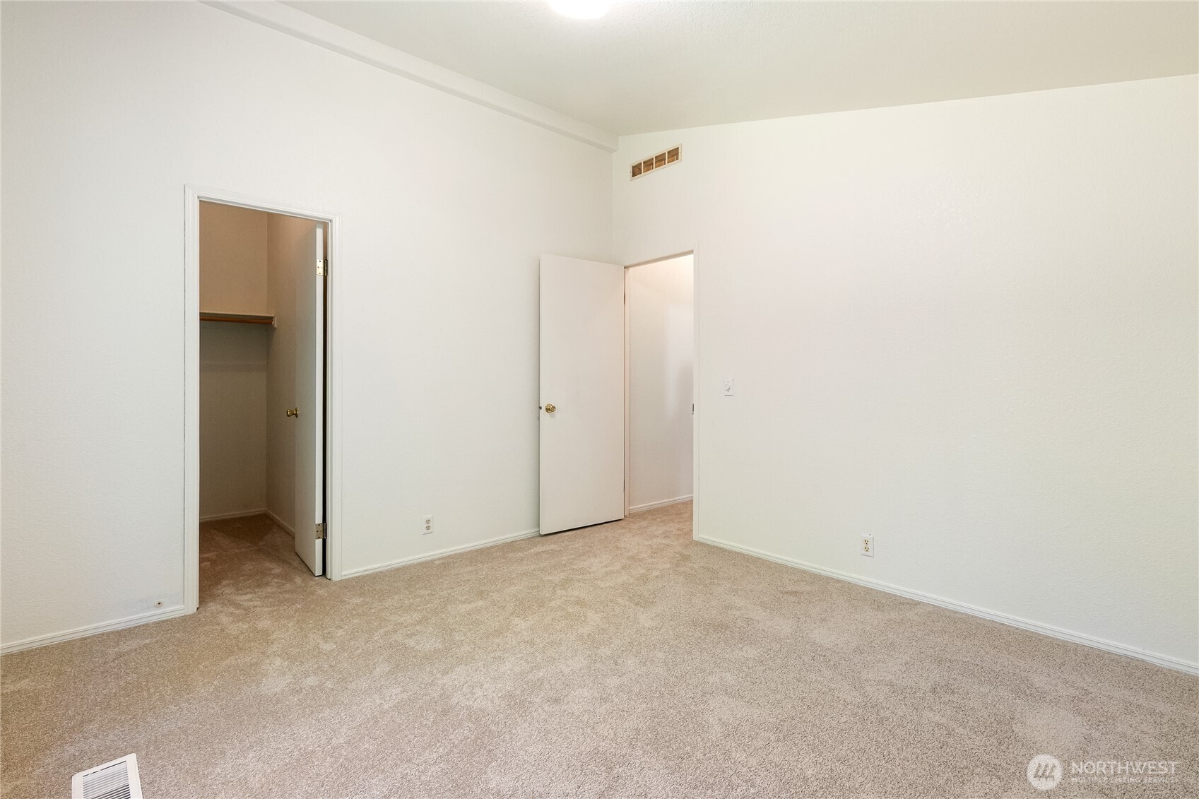 390 Van Wyck Road Property Photo 25