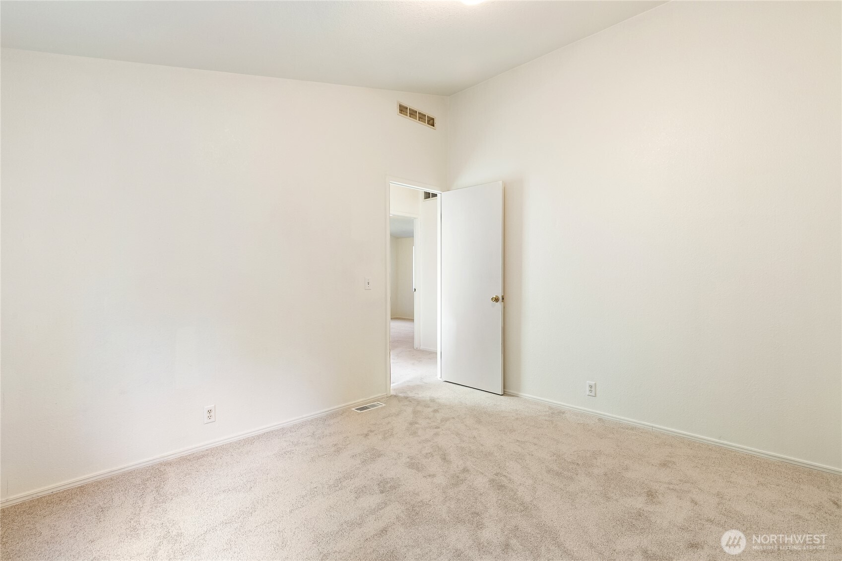 390 Van Wyck Road Property Photo 28