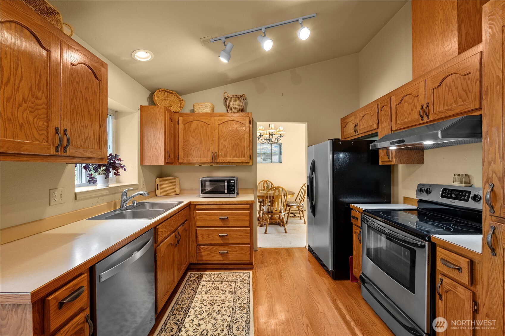 2711 148th Street Property Photo 11