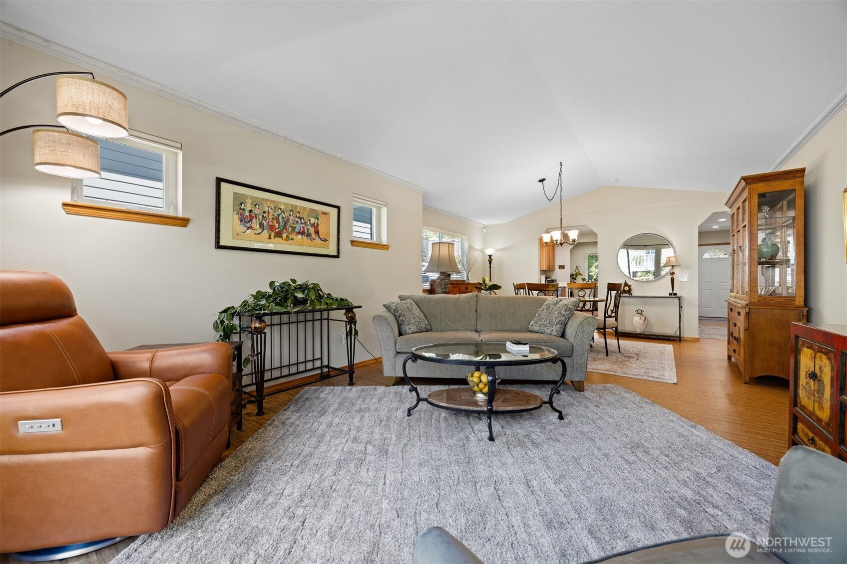 1342 Whatcom St Property Photo 16