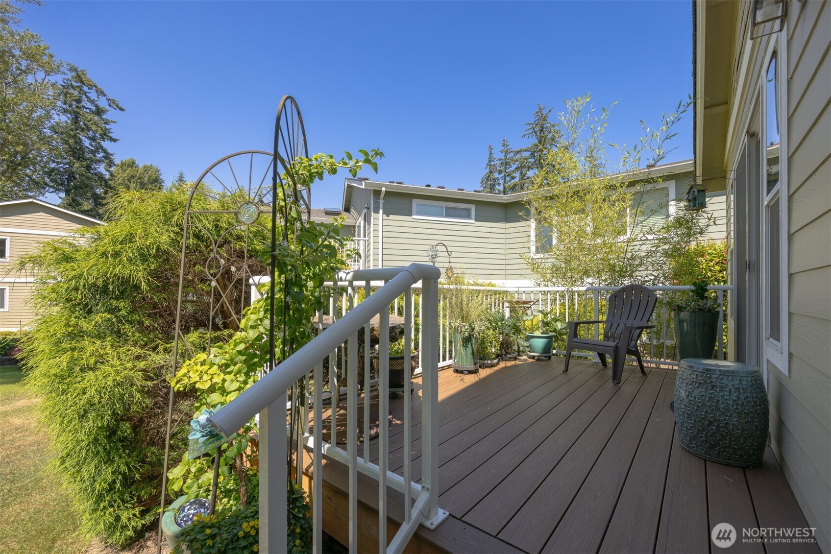 1342 Whatcom St Property Photo 34